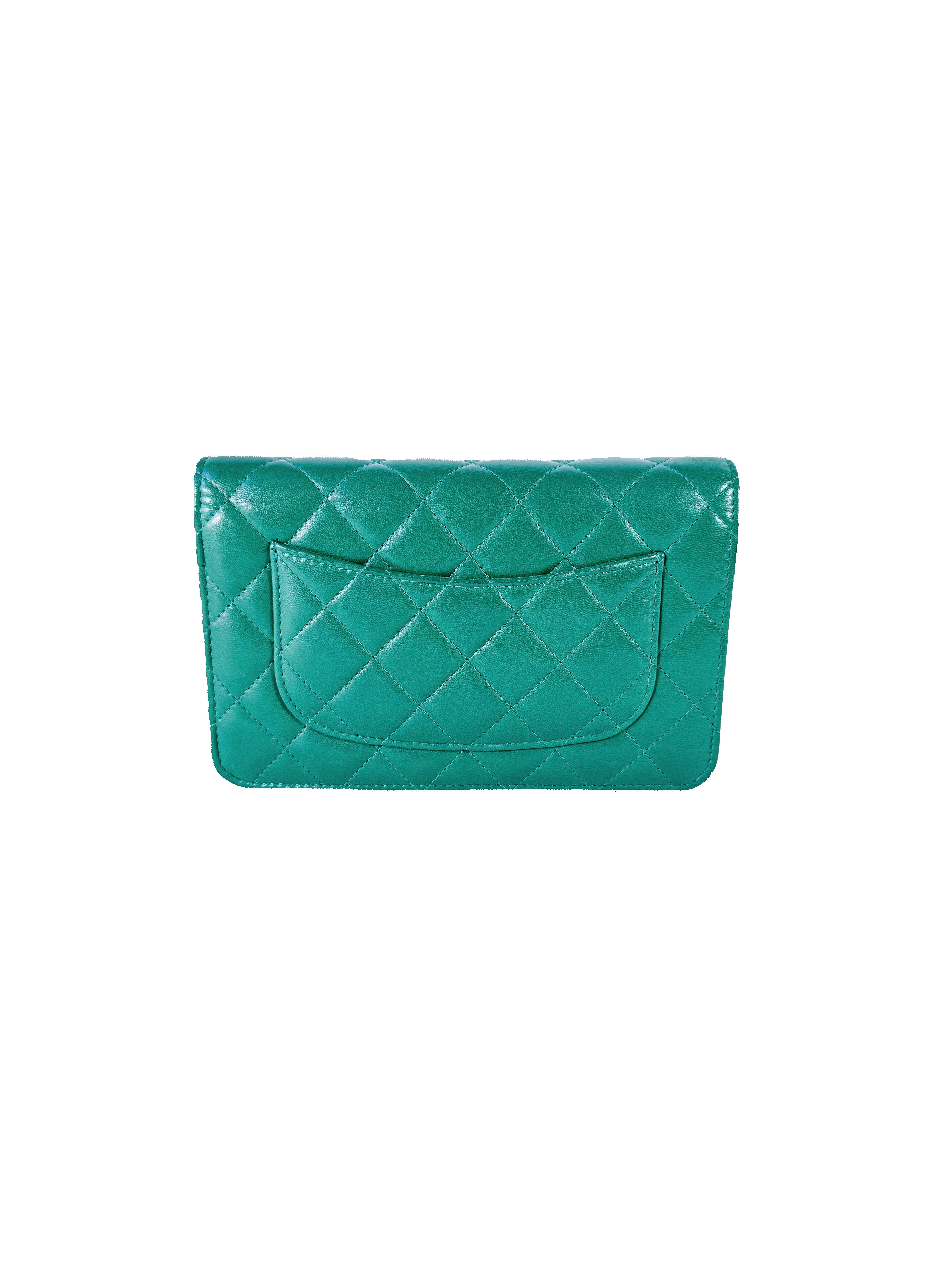 Chanel emerald green leather wallet on chain 25684891