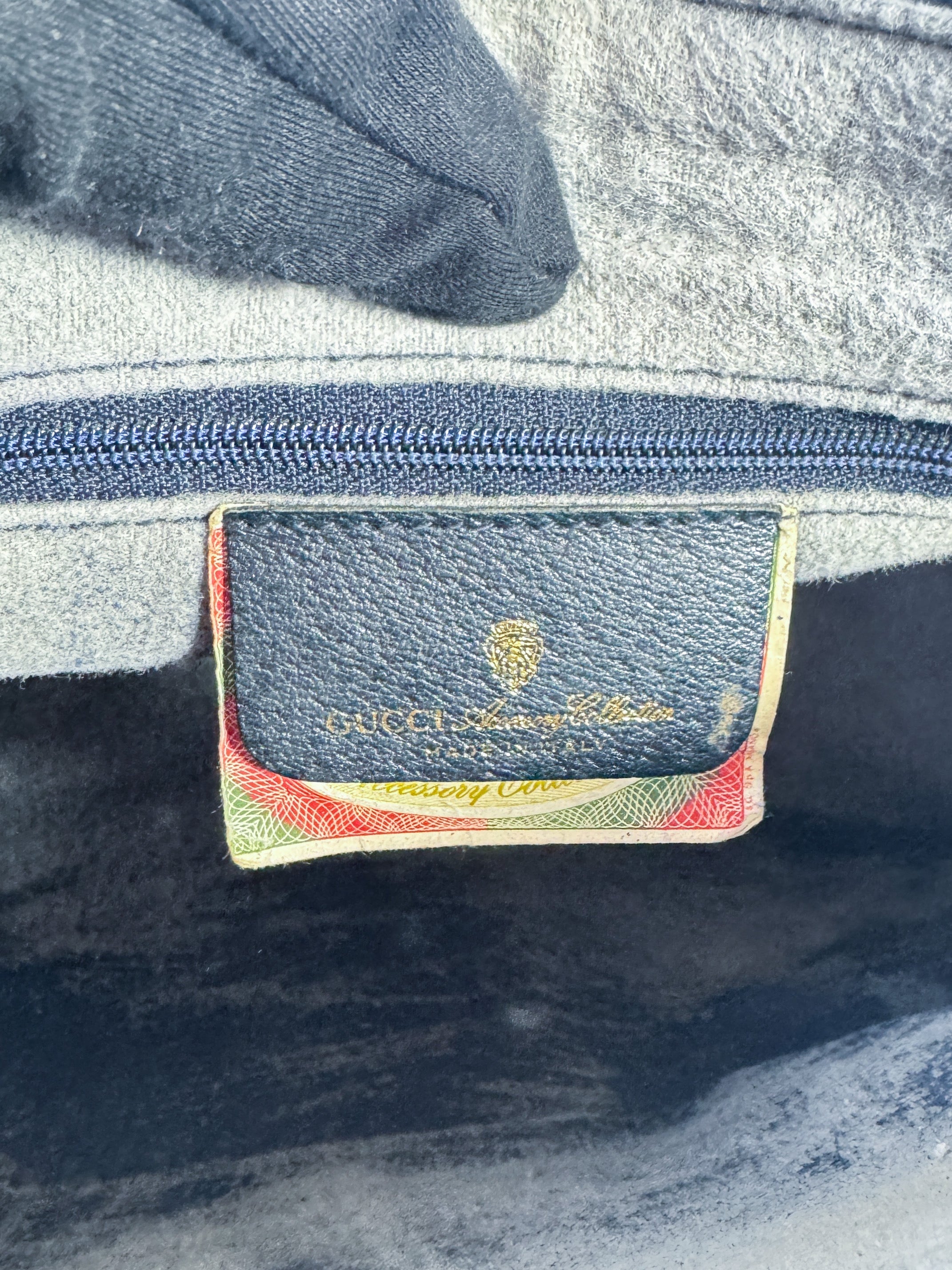 Gucci navy vintage boston bag 39-02-007