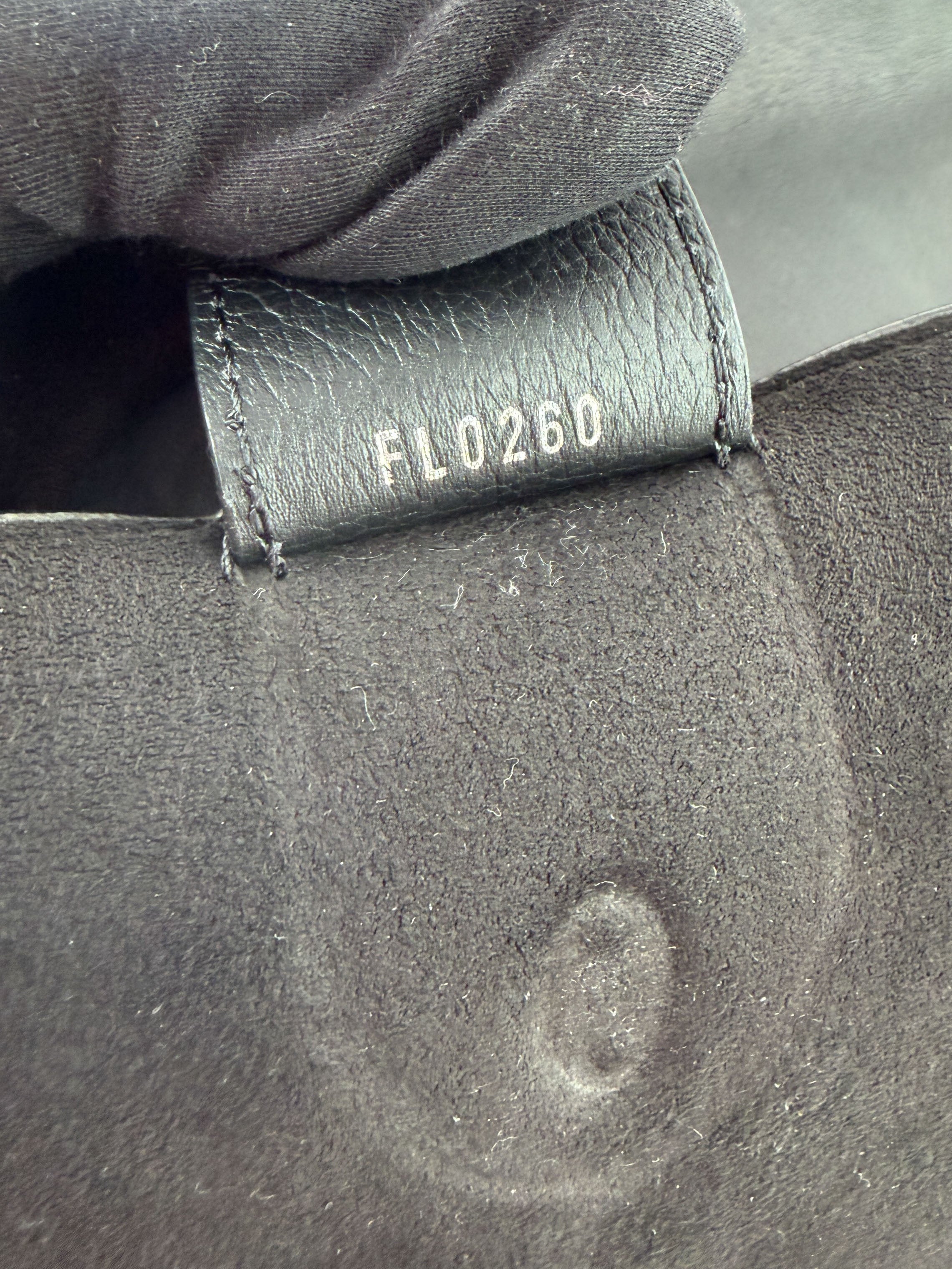 Louis Vuitton black leather LockMe tote FL0260