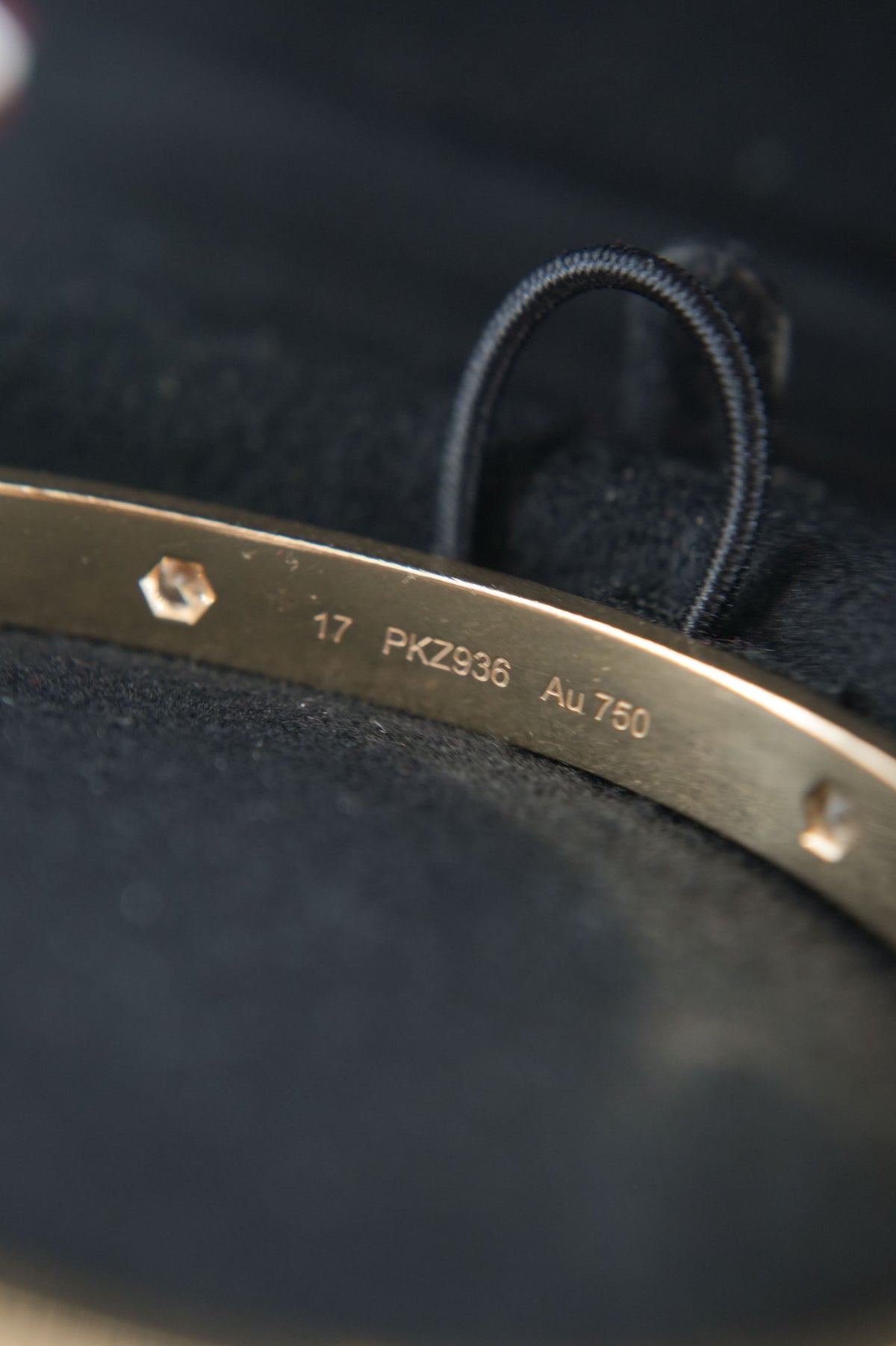 Cartier love 4 diamond 18k yellow gold bracelet size 17 PKZ936