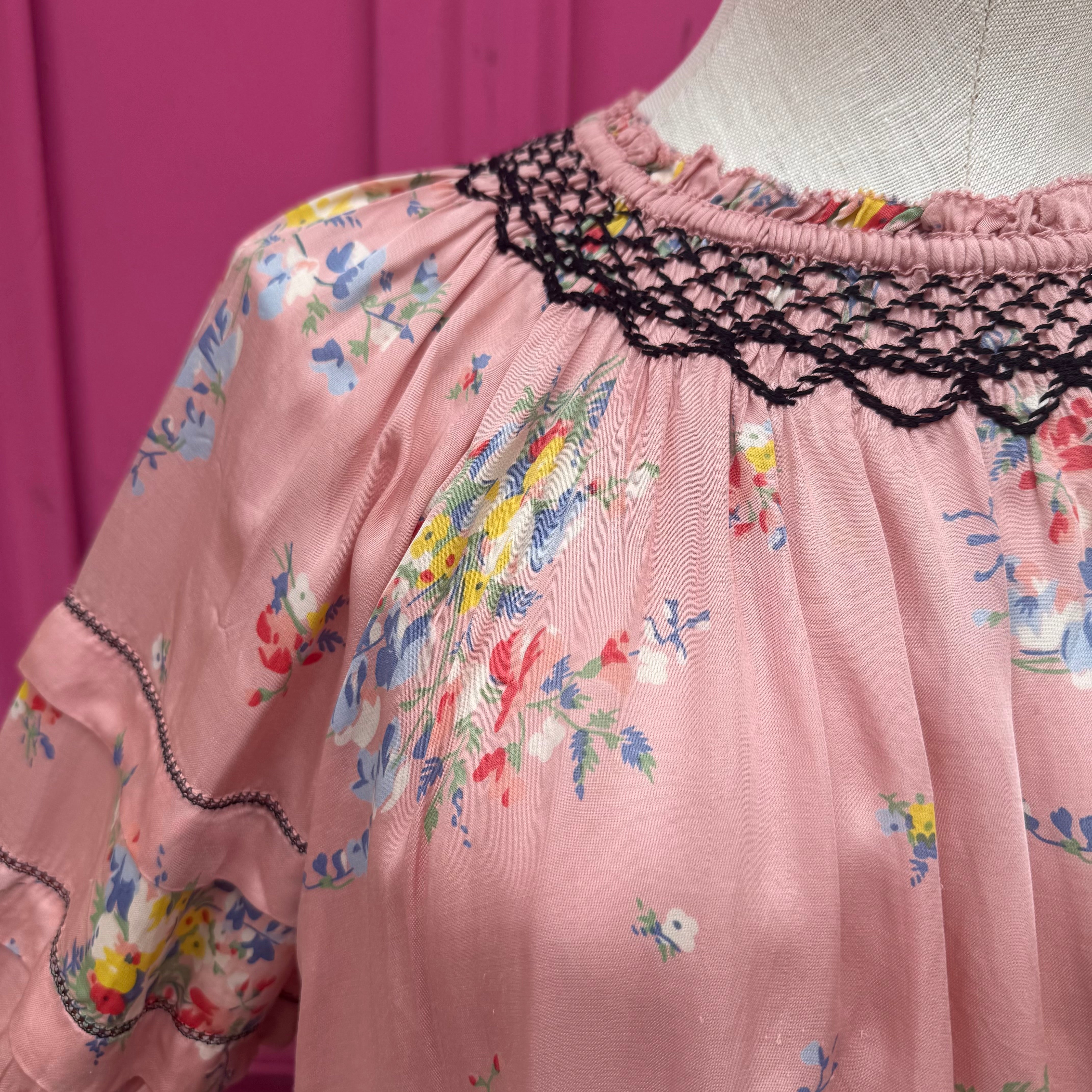 The Great pink floral short sleeve top size M/L