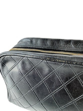 Chanel CC black diamond stitch leather zip case 1077012