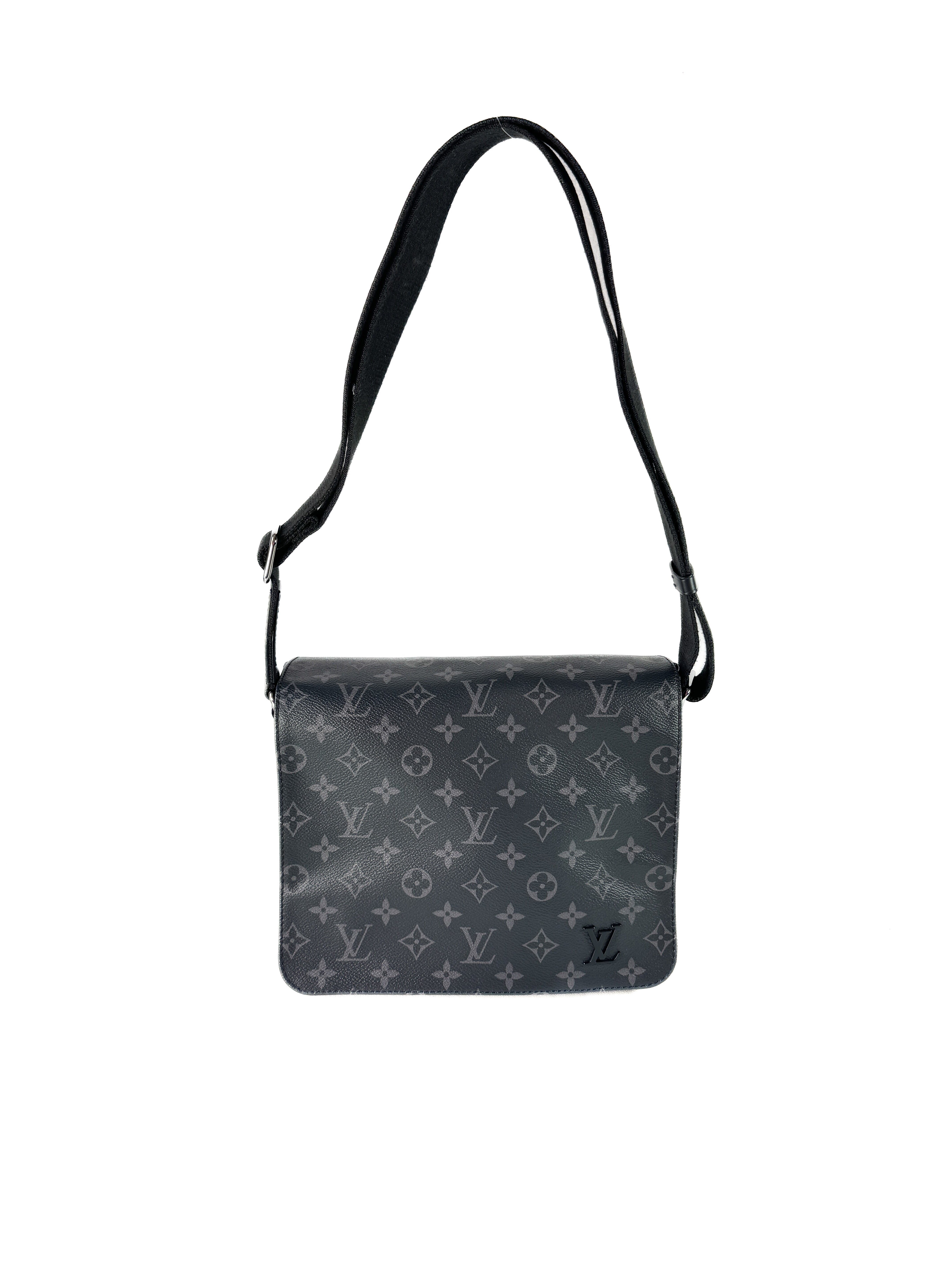 Louis Vuitton monogram Eclipse District PM CA2179
