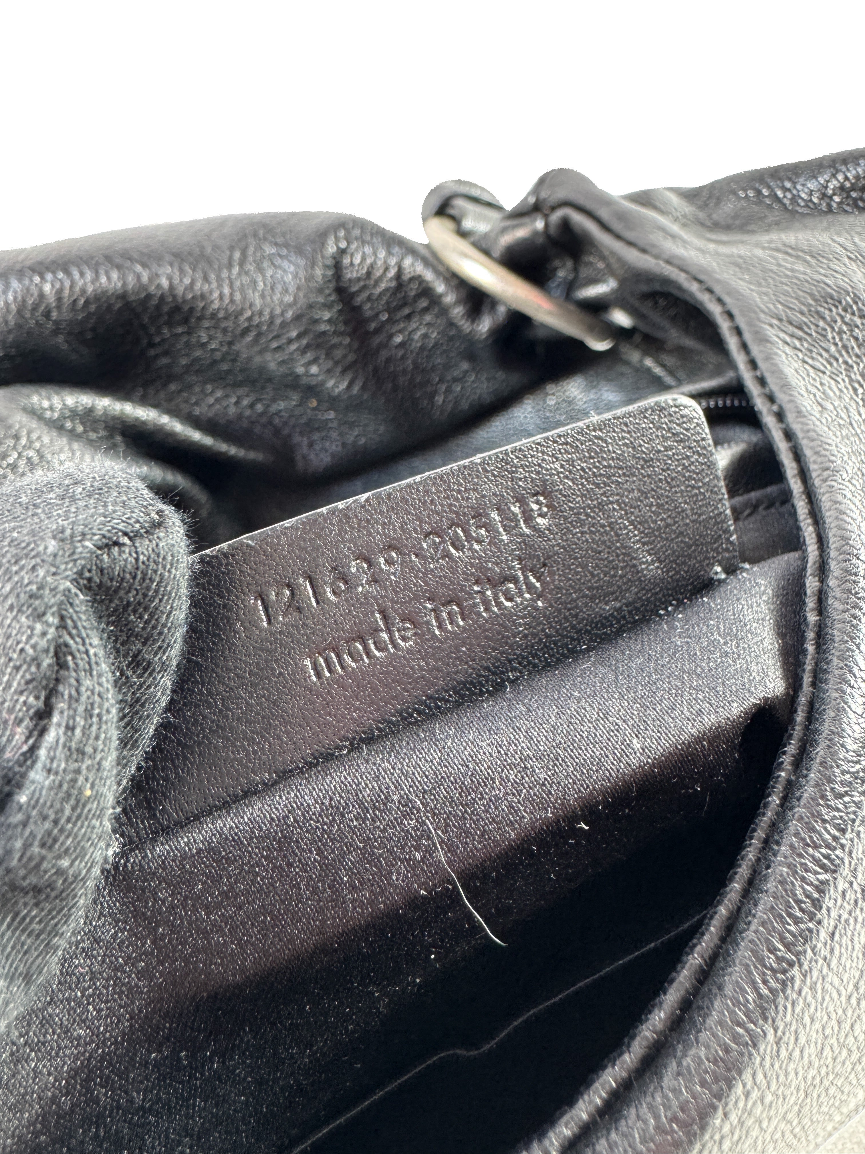 Yves Saint Laurent black leather vintage crossbody  121629 205118