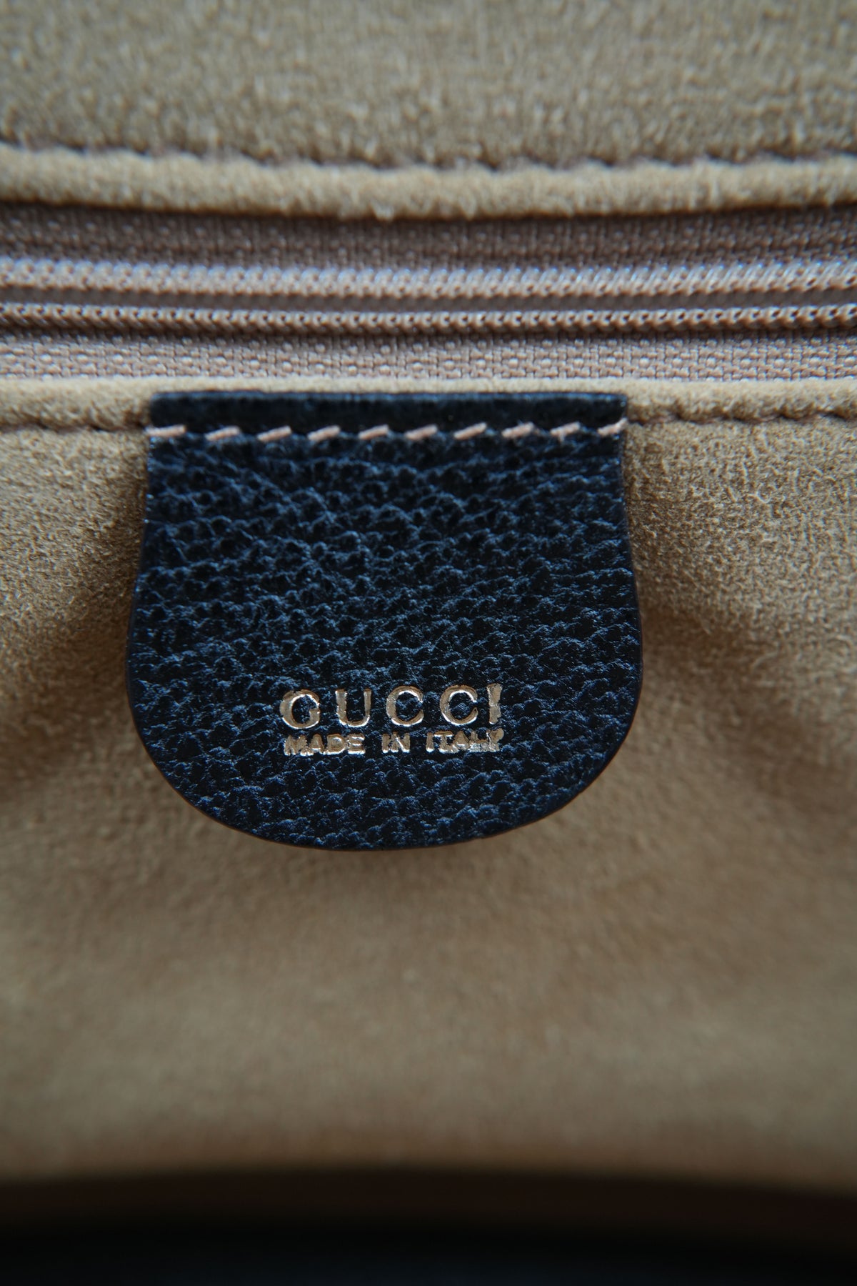 Gucci Bamboo black vintage vanity 2491