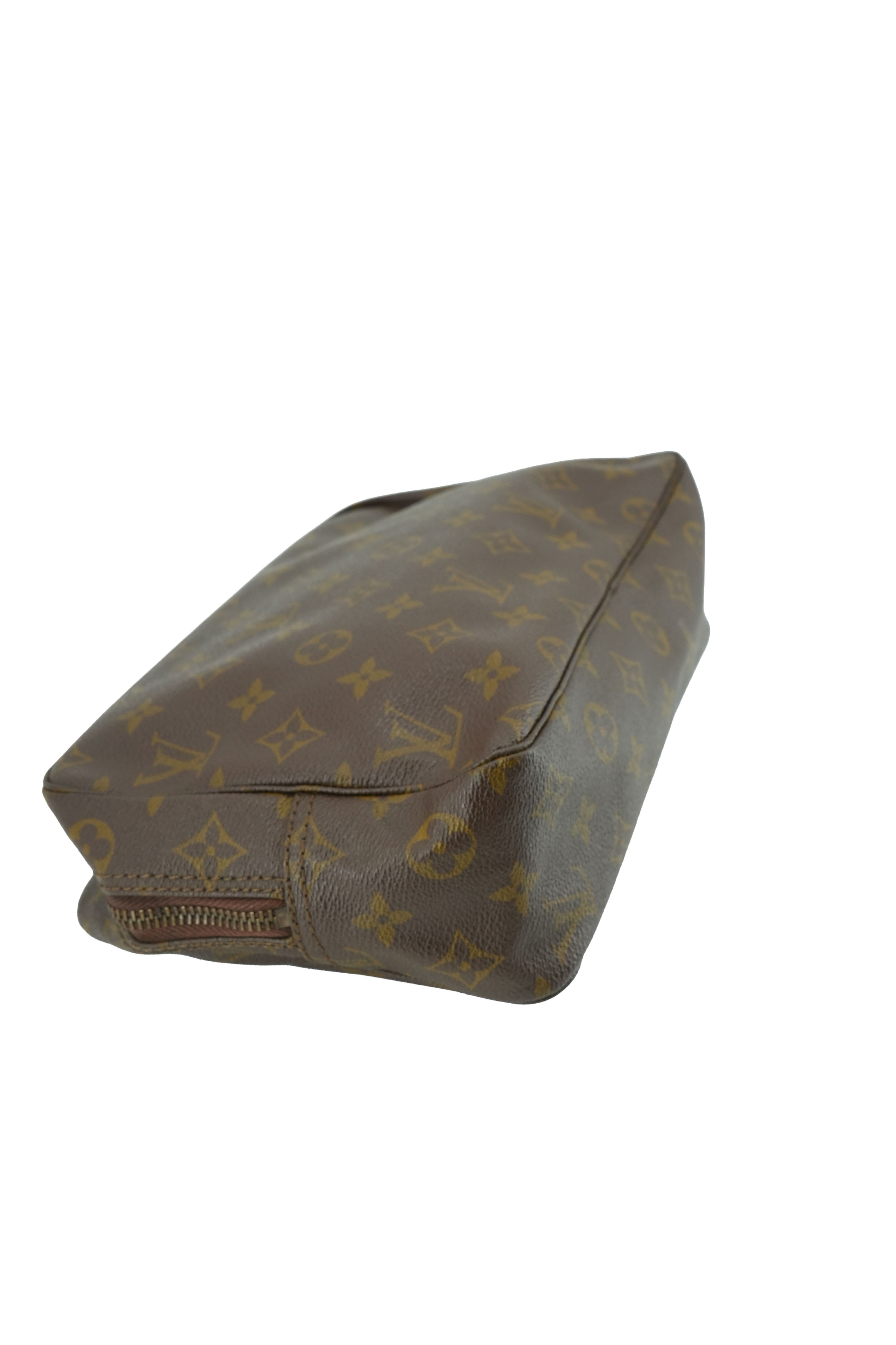 Louis Vuitton monogram Trousse Toiletry pouch