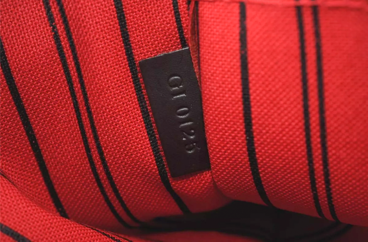 Louis Vuitton damier ebene neverfull pouch GI0125