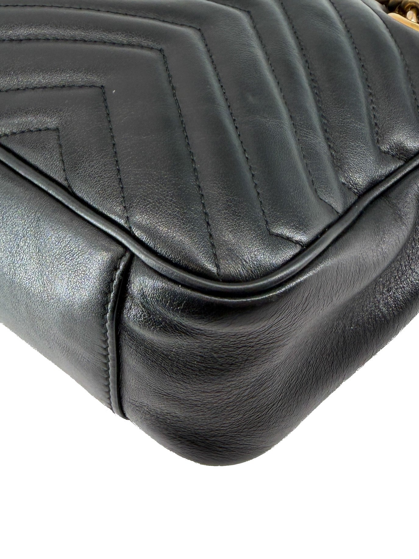 Gucci black quilted small Marmont flap shoulder bag 443497