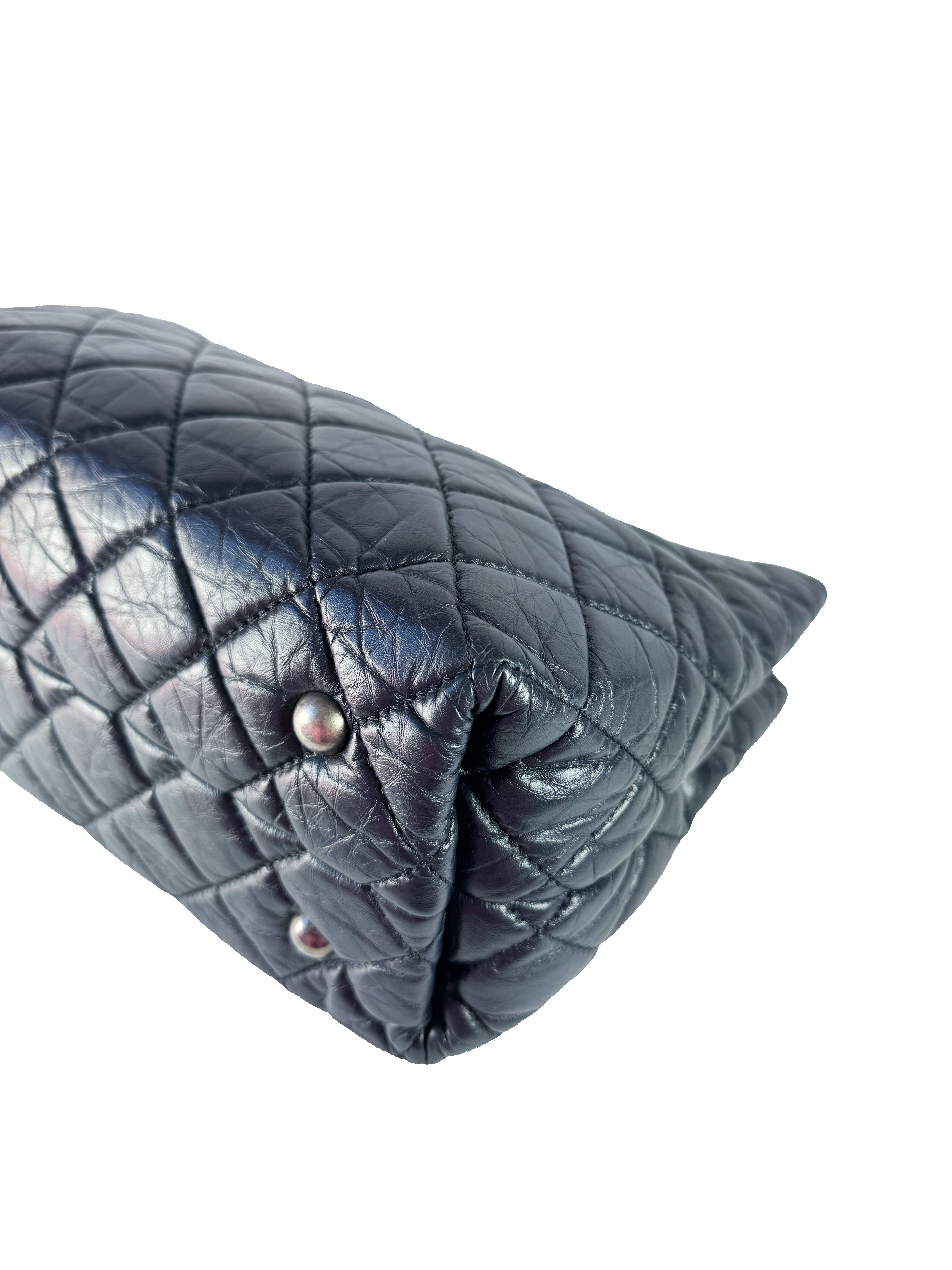 Chanel navy leather reissue quilted aged tote large 17177741