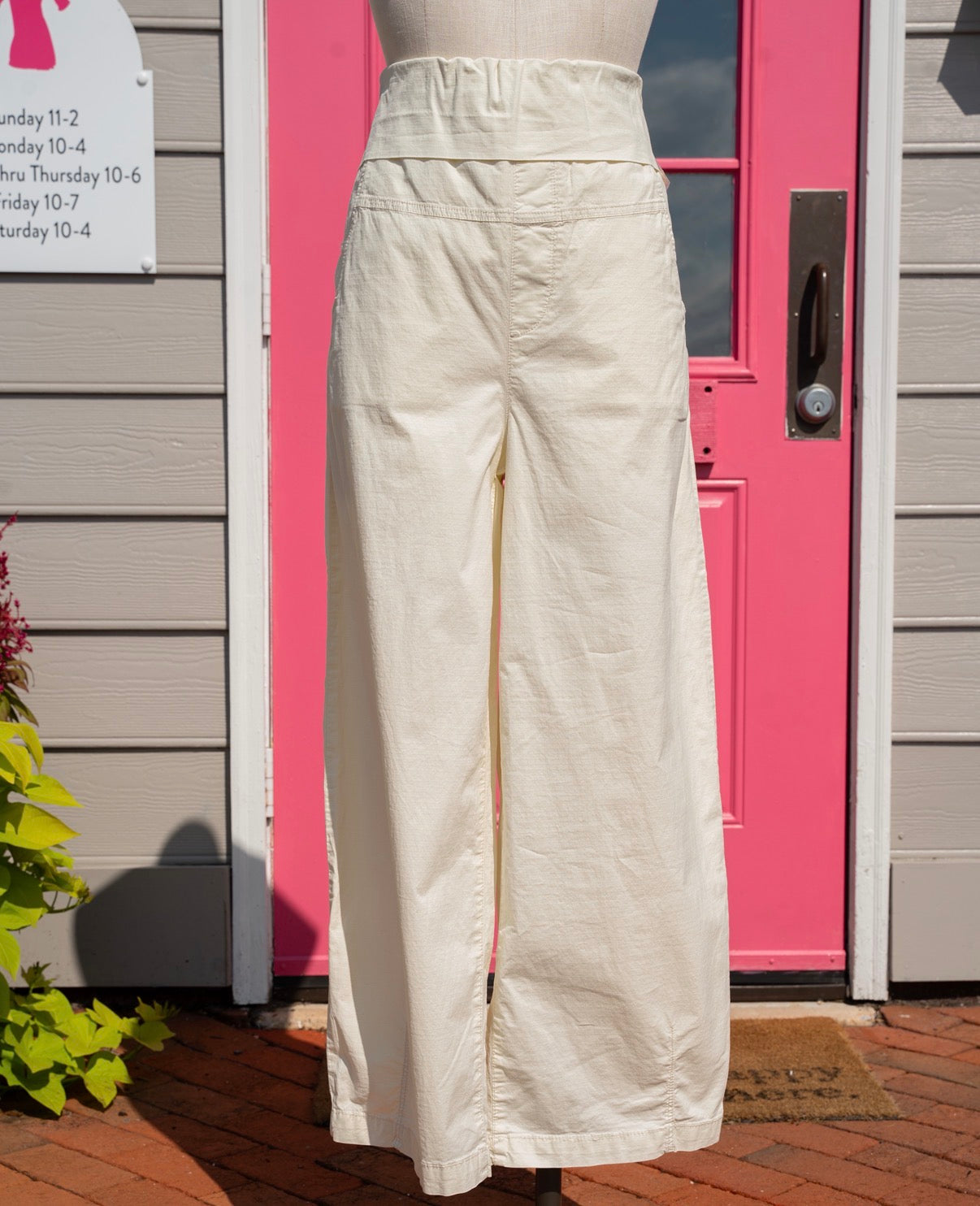 Pilcro and the Letterpress yellow pants size S NWT
