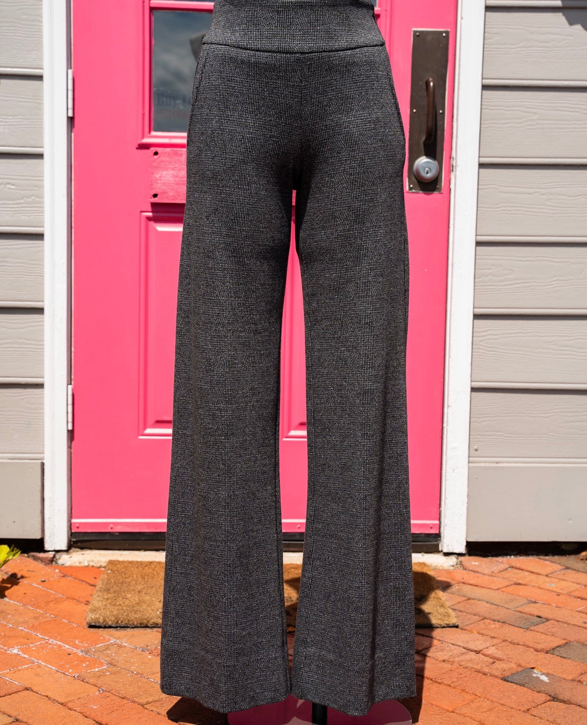 Cabi black white print pants size 0