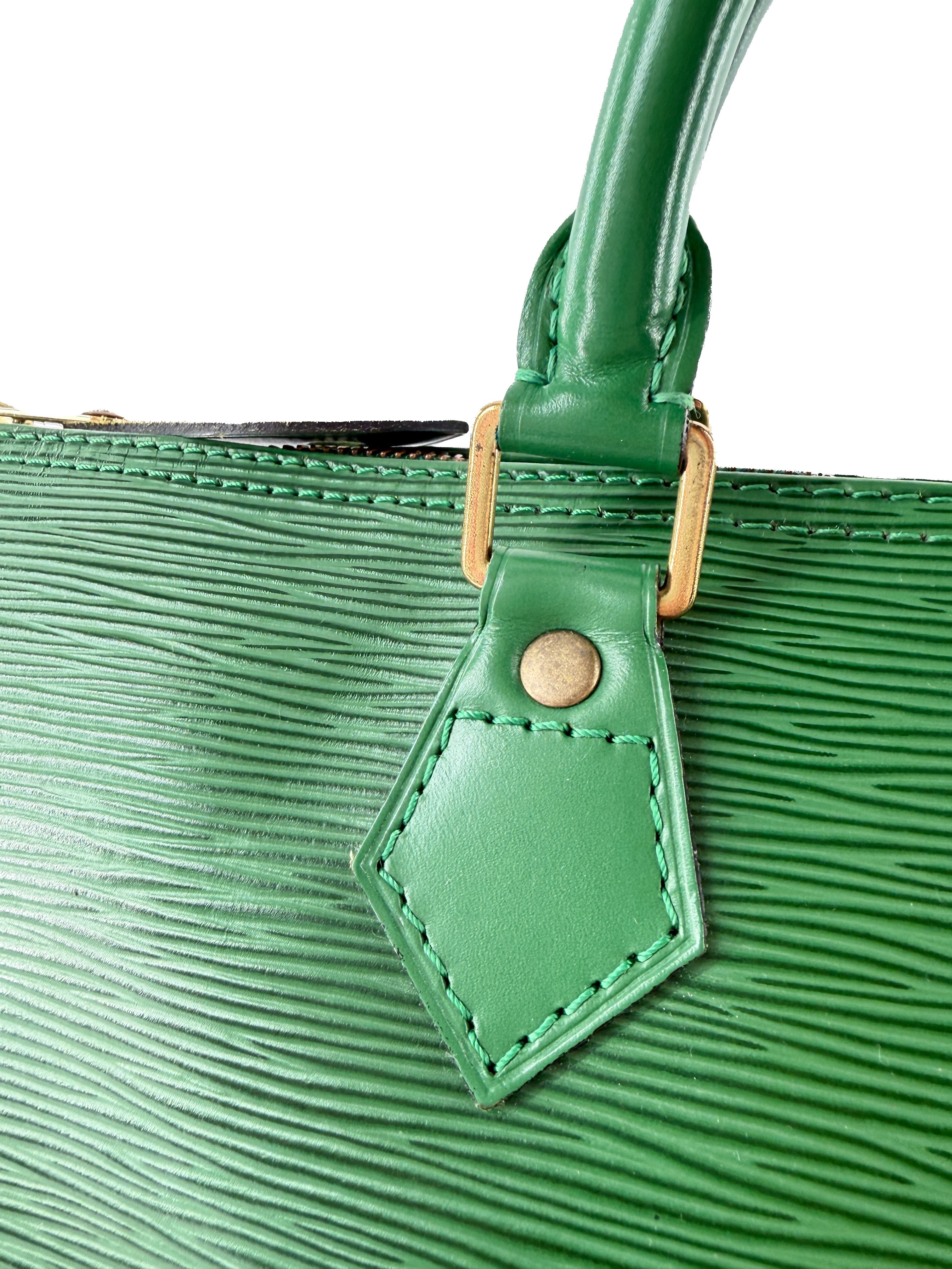 Louis Vuitton borneo green epi Speedy 35 VI0934
