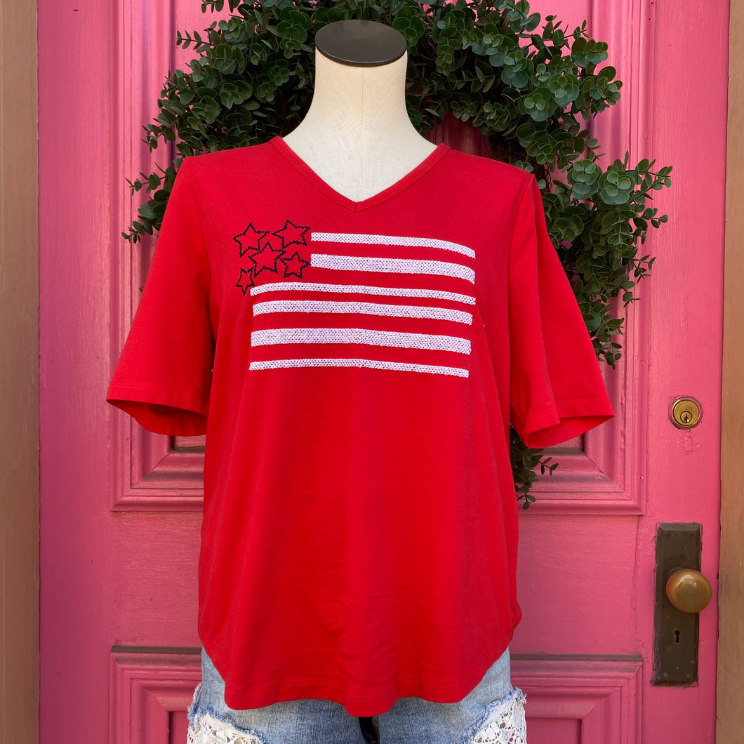 Chico’s red short sleeve flag top size L