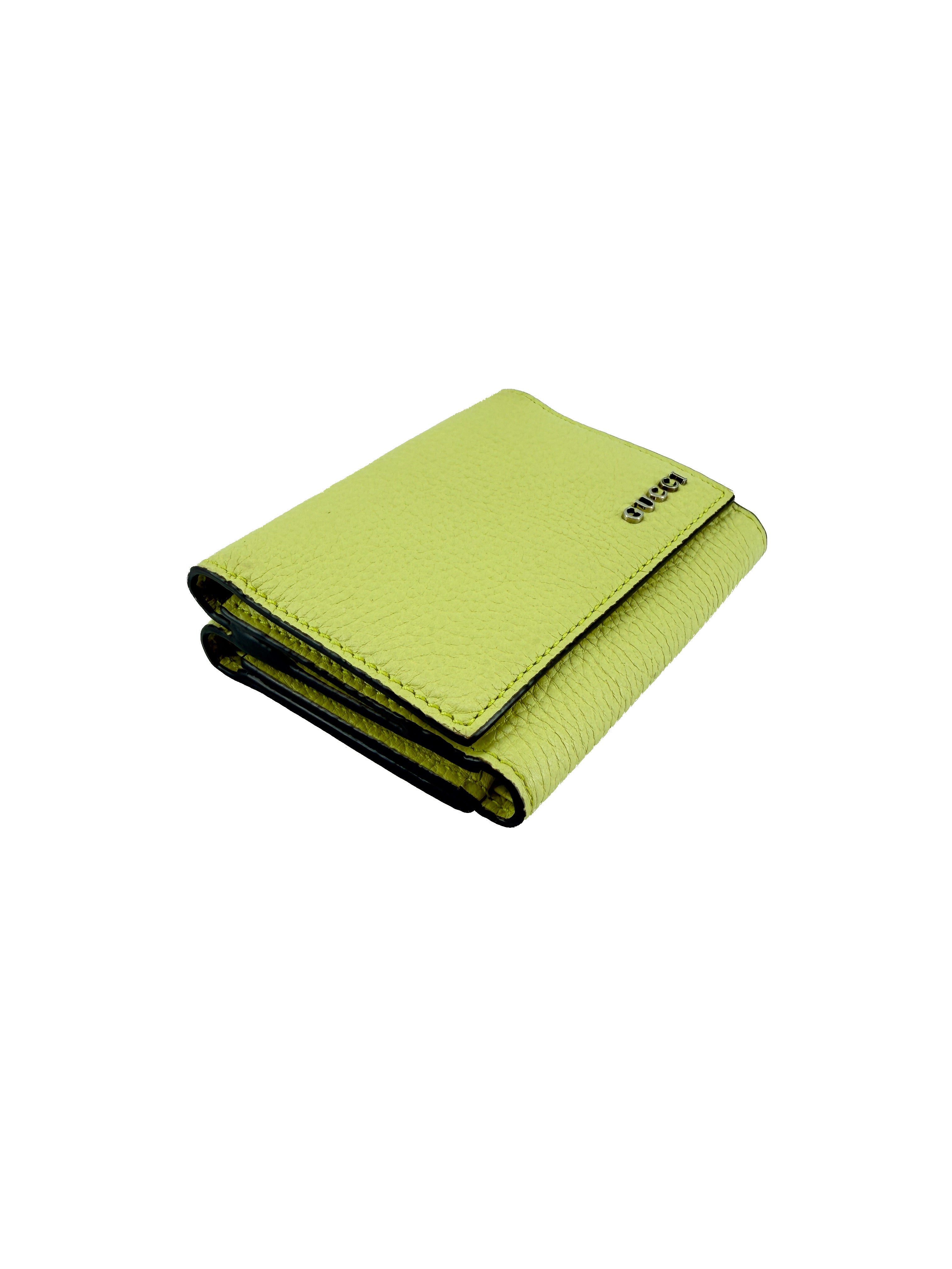 Gucci light green leather compact wallet 534563