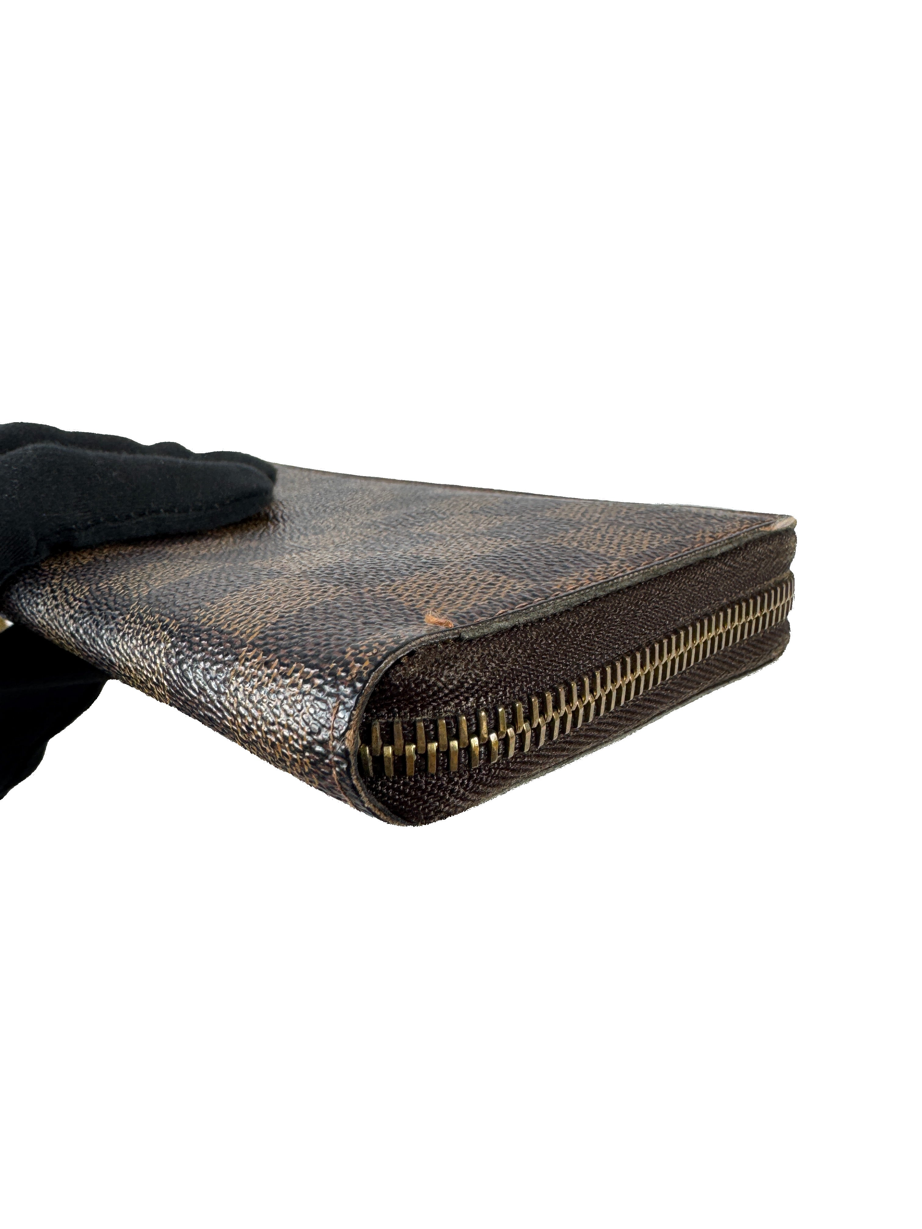 Louis Vuitton damier ebene zippy wallet CA1058