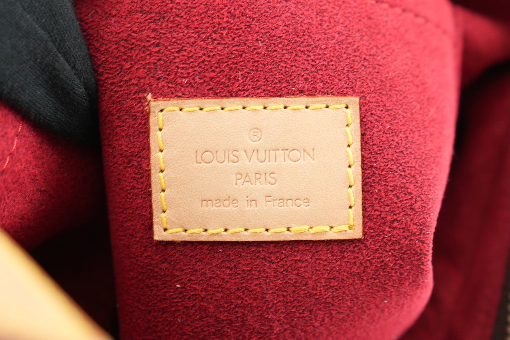 Louis Vuitton monogram Croissant MM TH1022