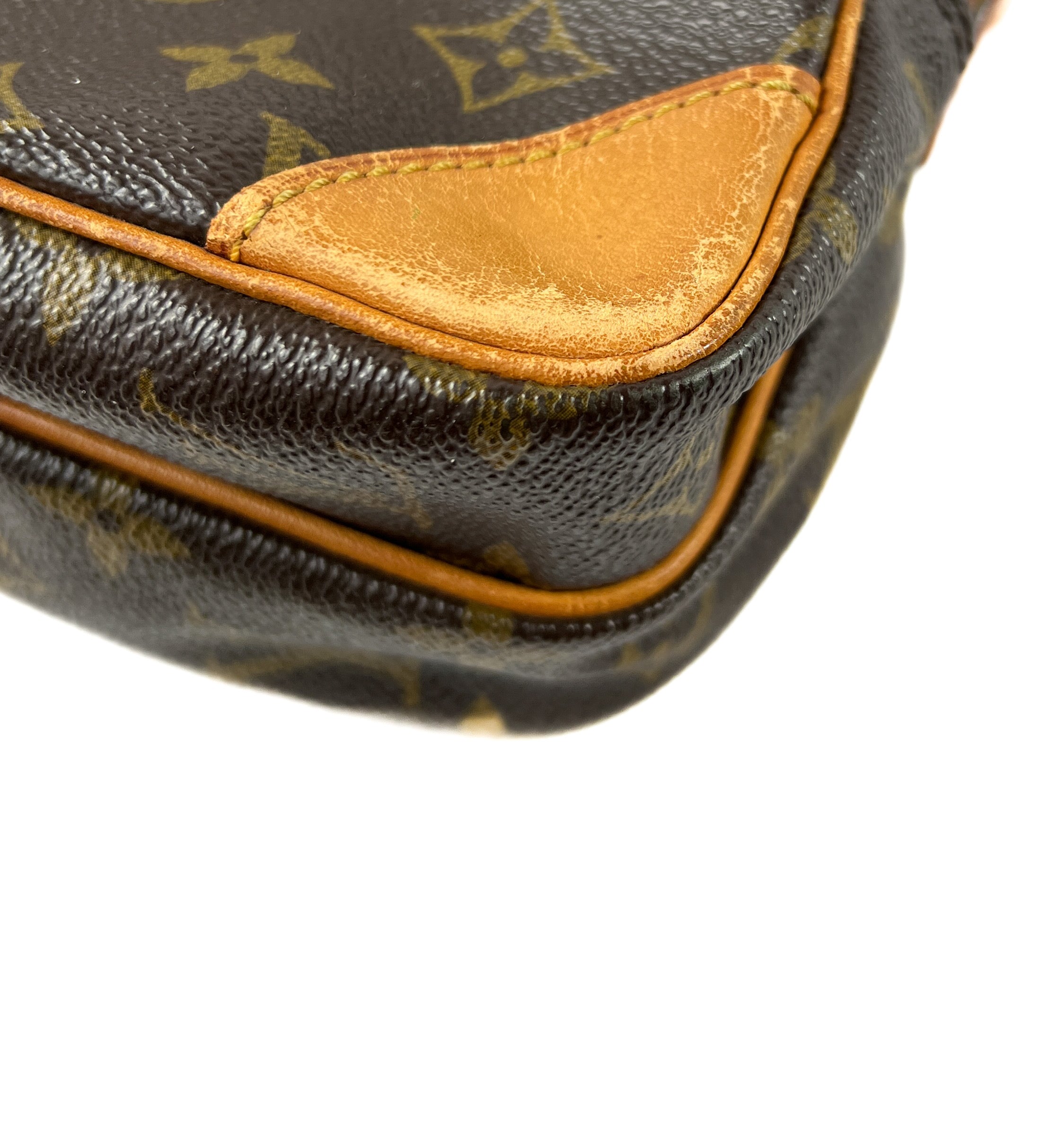 LOUIS VUITTONモノグラムアマゾン Louis Vuitton monogram vintage Amazon crossbody 843
