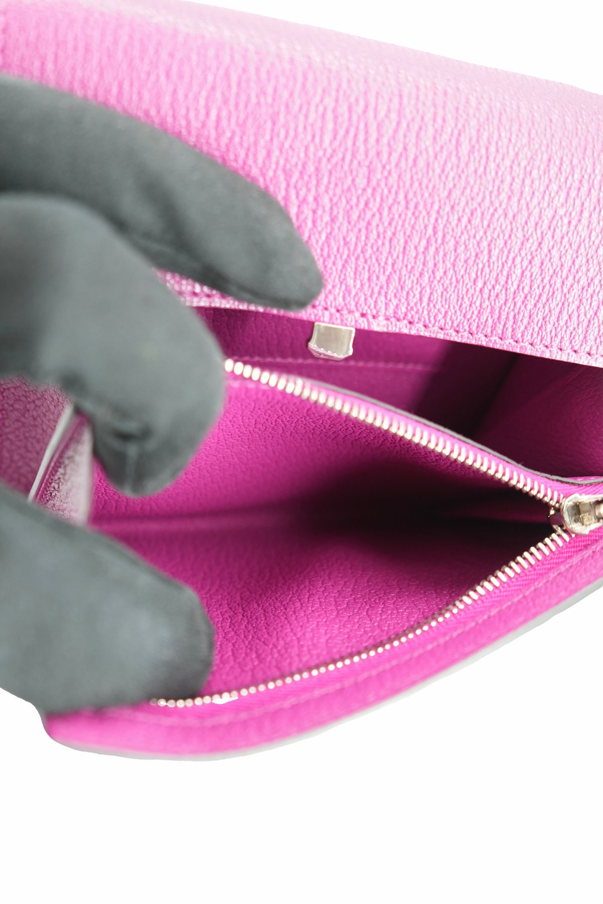 Hermès chevre Cinhetic To Go wallet crossbody A