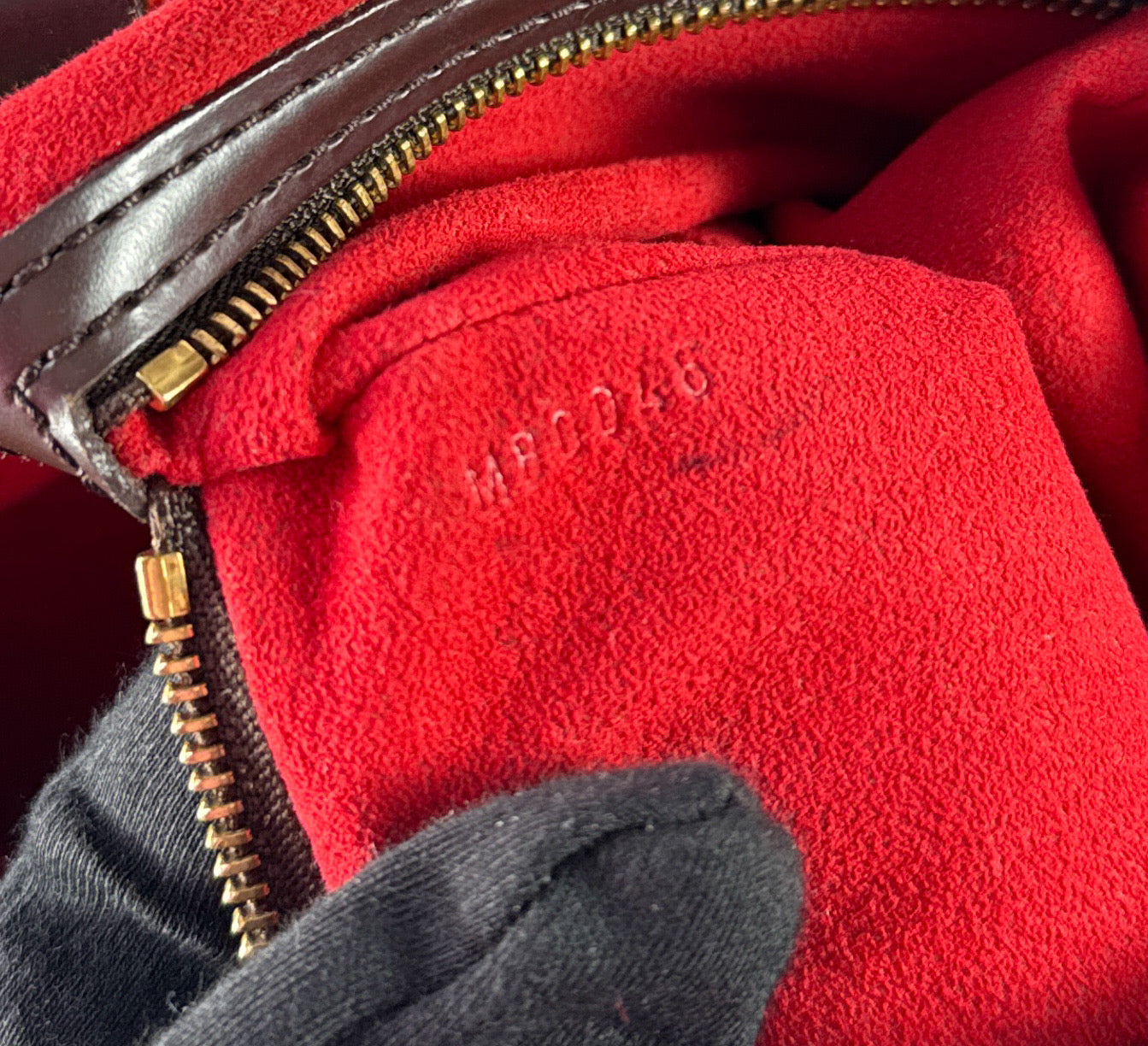 Louis Vuitton damier ebene Uzes tote MB0048