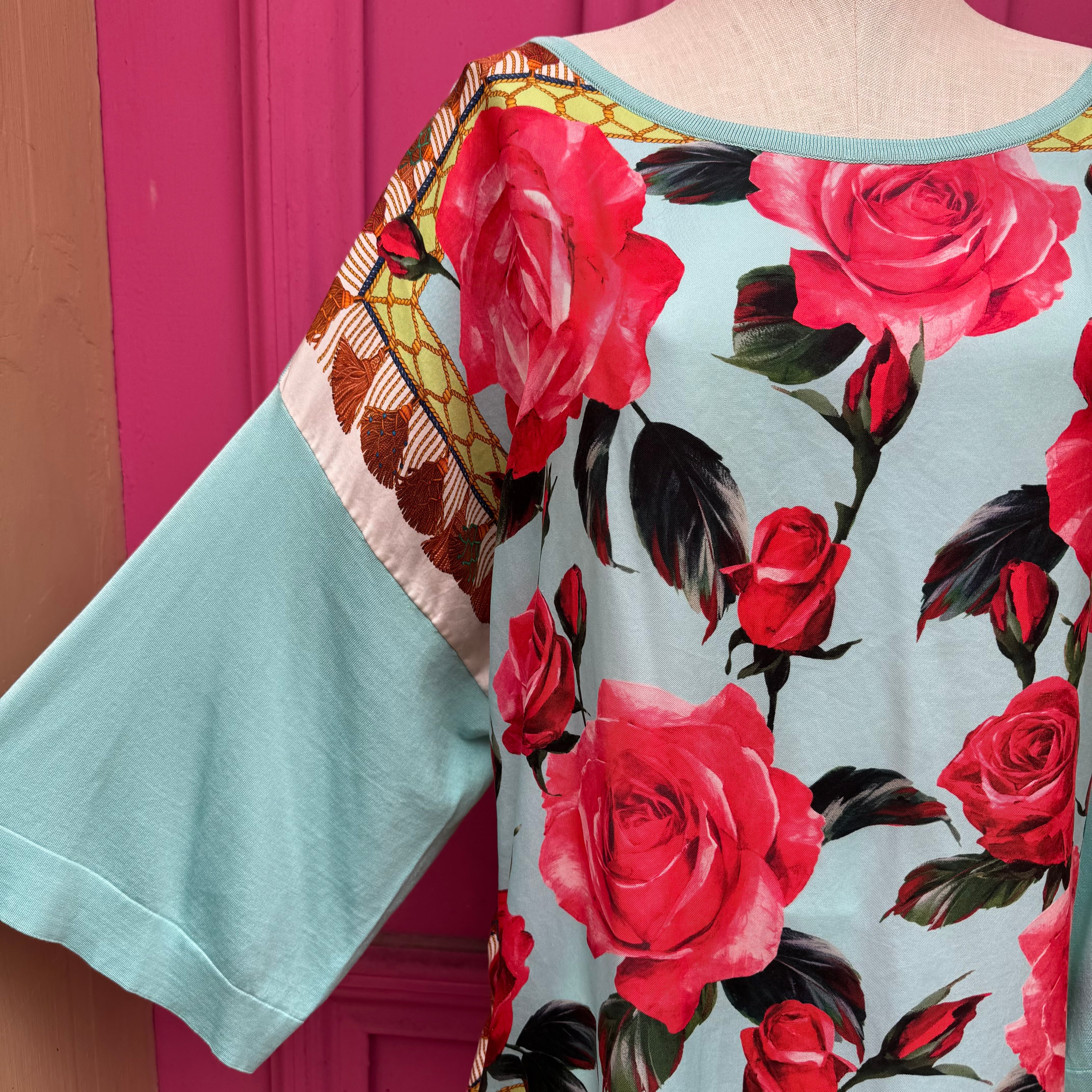 Dolce & Gabbana blue floral knit silk top size approx 48 (12)