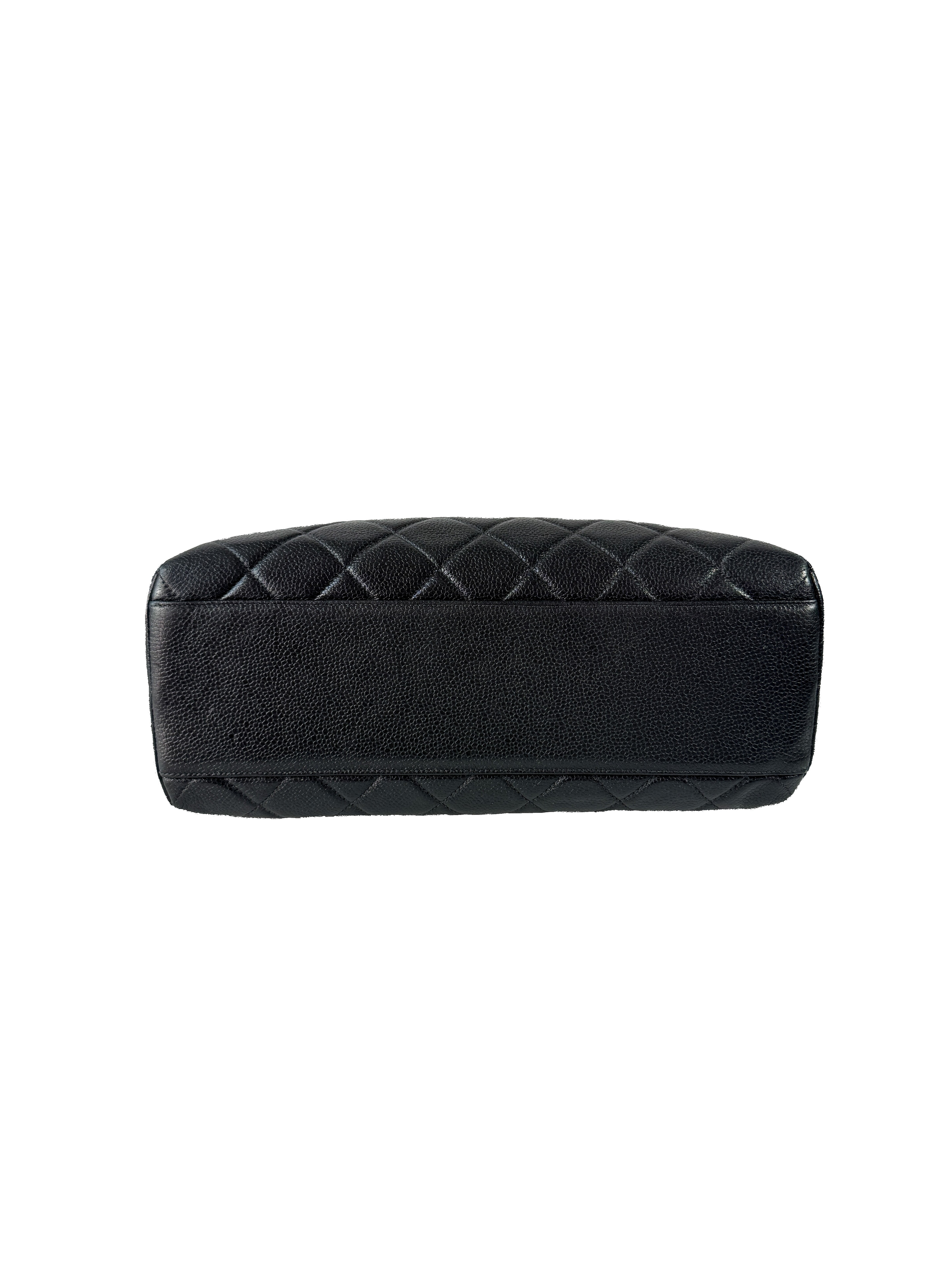 Chanel Caviar Quilted Jumbo Kelly Flap Black  4367160