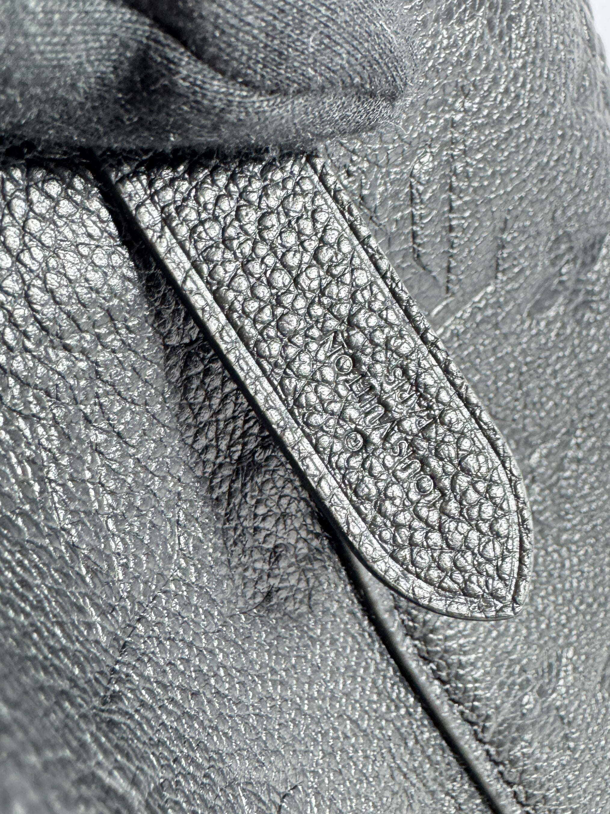 Louis Vuitton black empreinte NeoNoe MM (NFC)