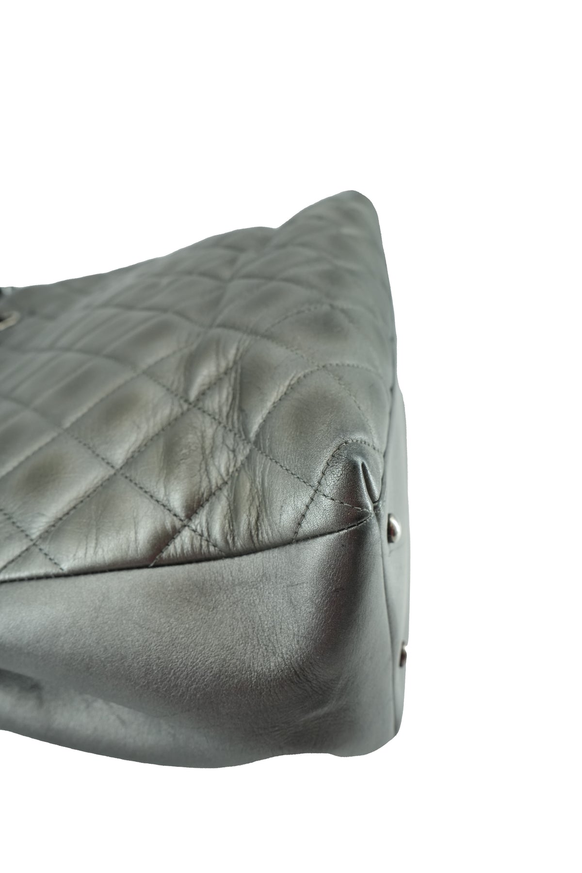 Chanel dark silver quilted large trendy shopping tote 21647644