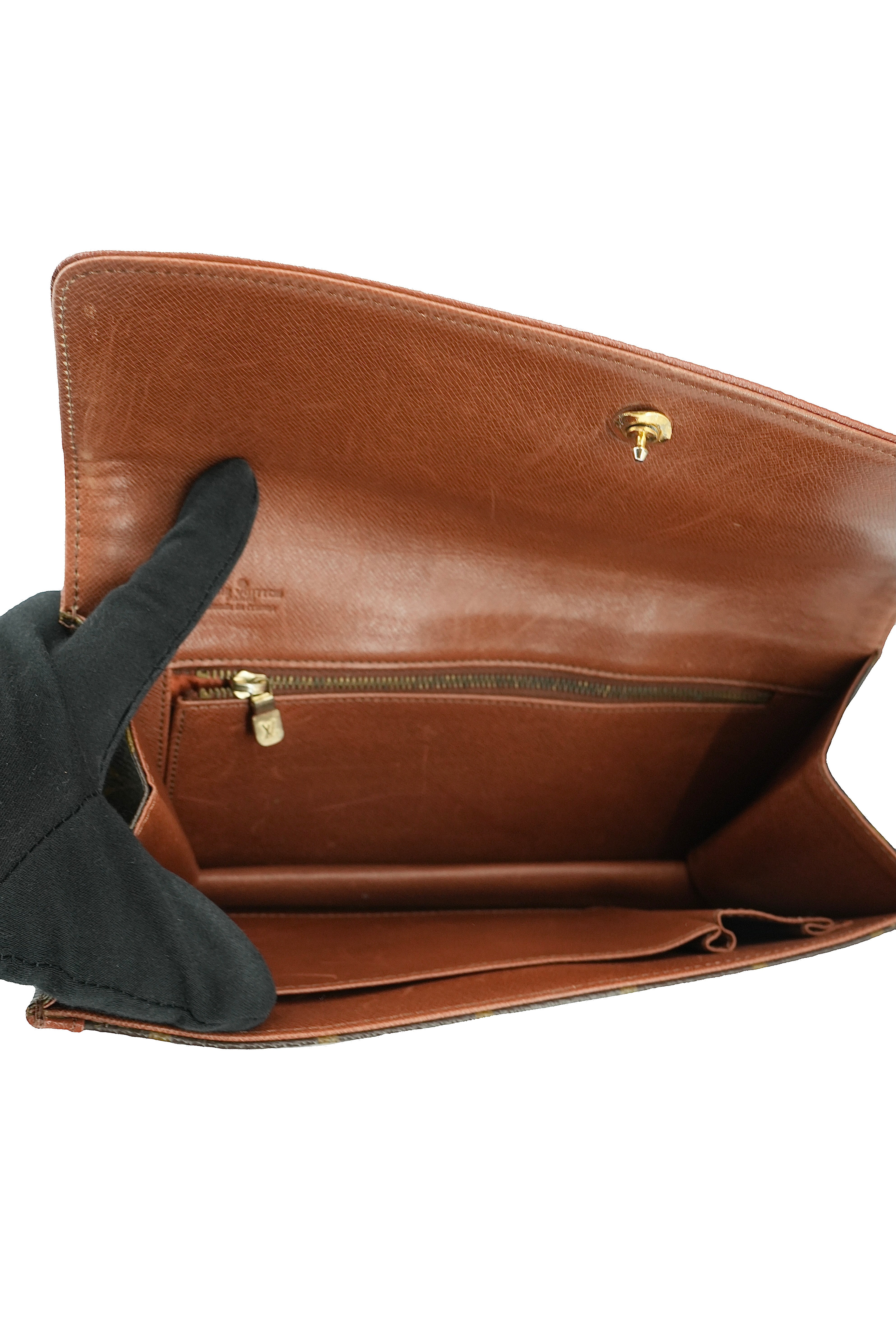 Louis Vuitton monogram Dame clutch 843