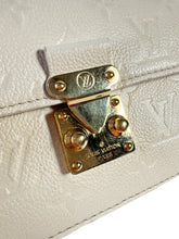 Louis Vuitton cream empreinte Metis wallet on chain NFC