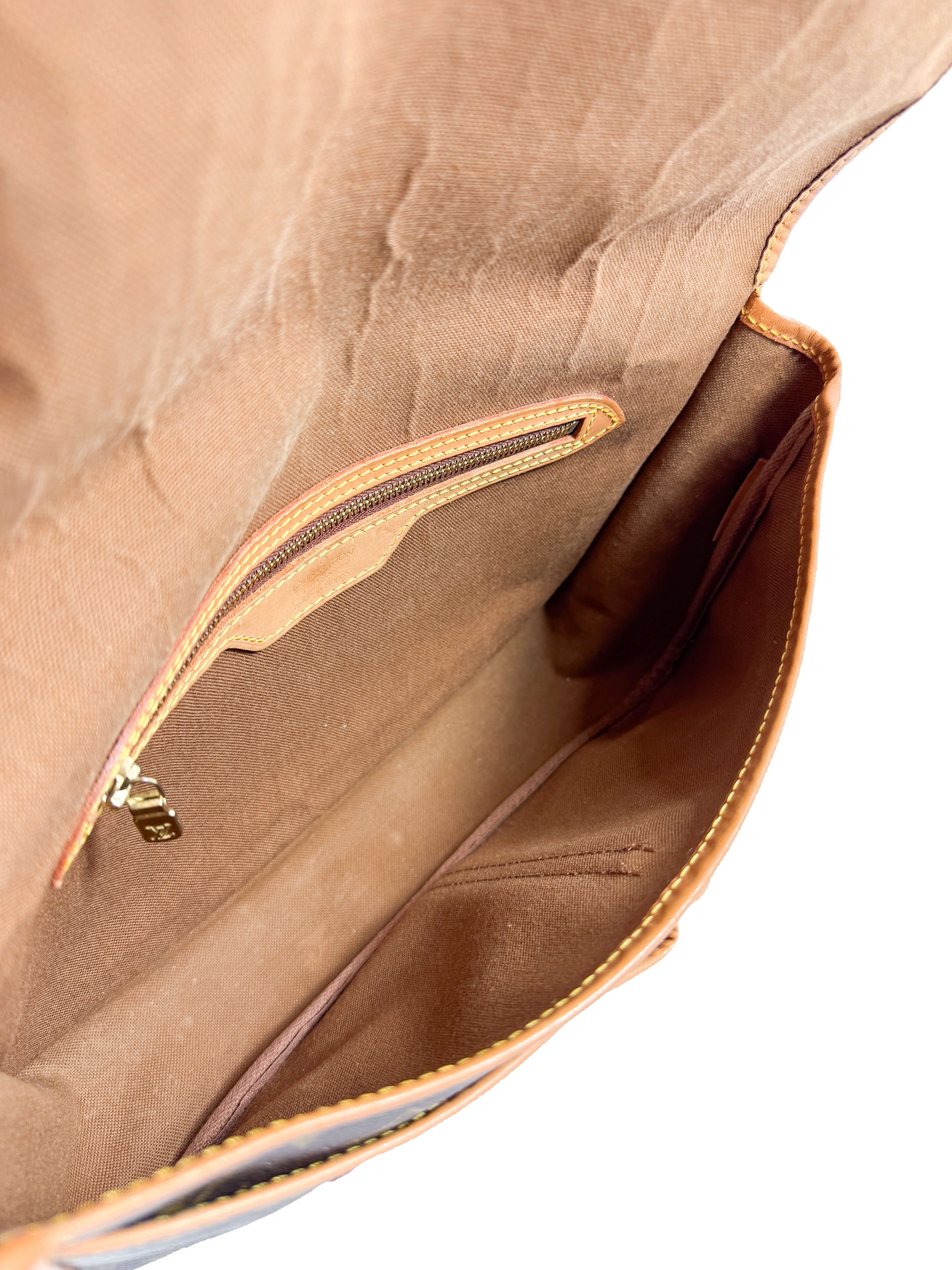 Louis Vuitton monogram Gibeciere MM crossbody AR0991