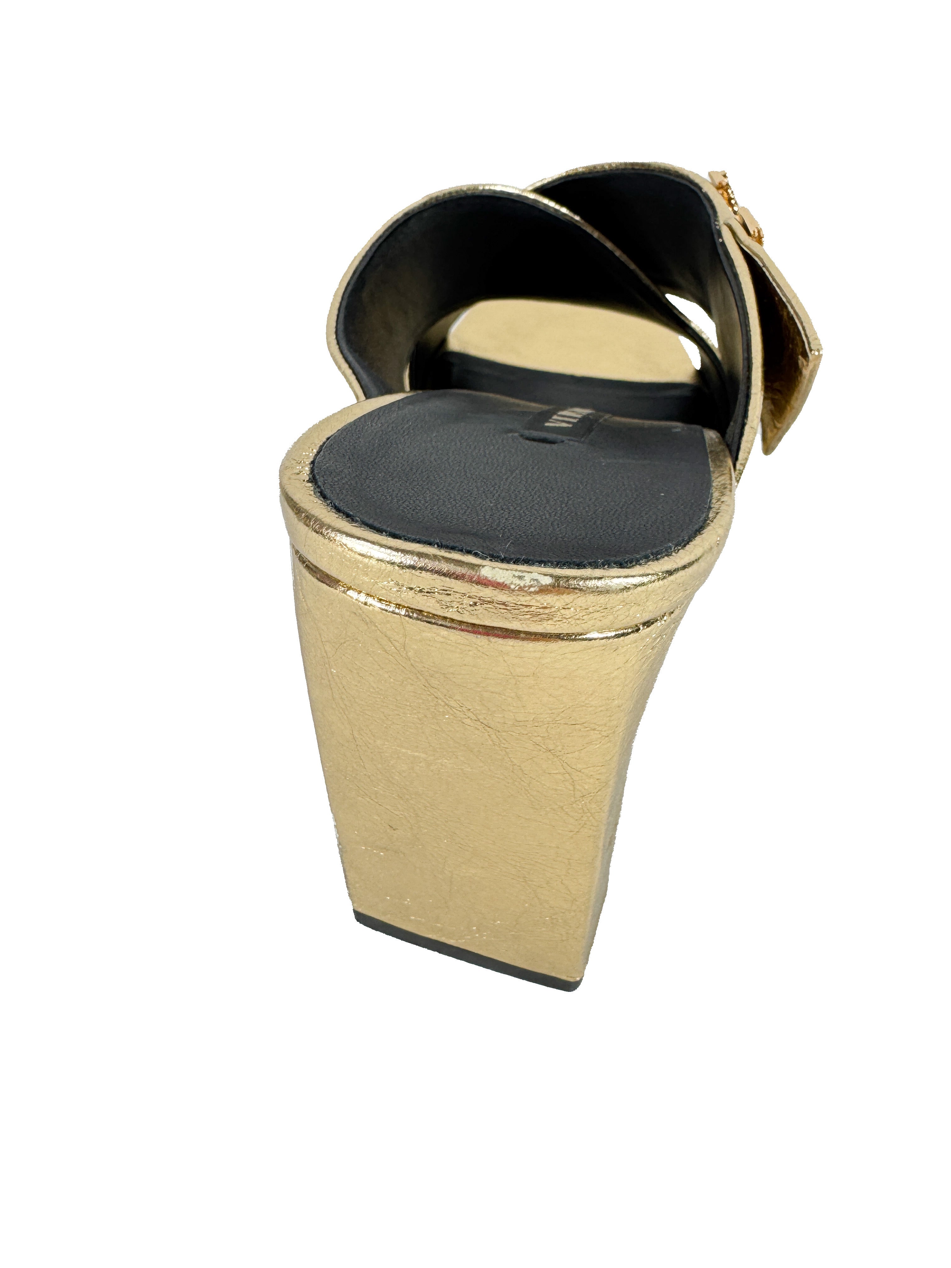 Versace gold leather V heeled sandals size 39 BOX