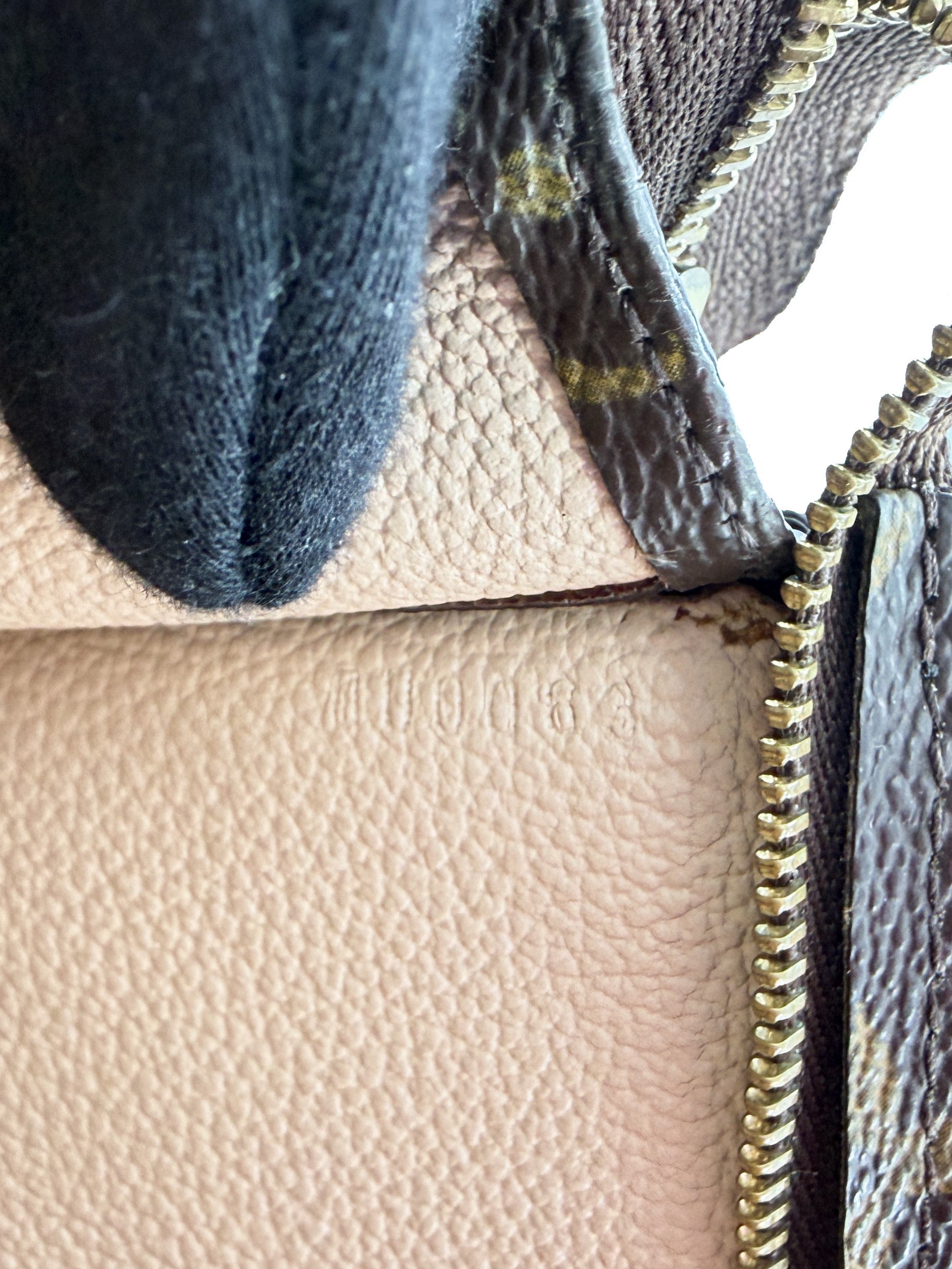 Louis Vuitton monogram vintage Toiletry Pouch 19 DU0083