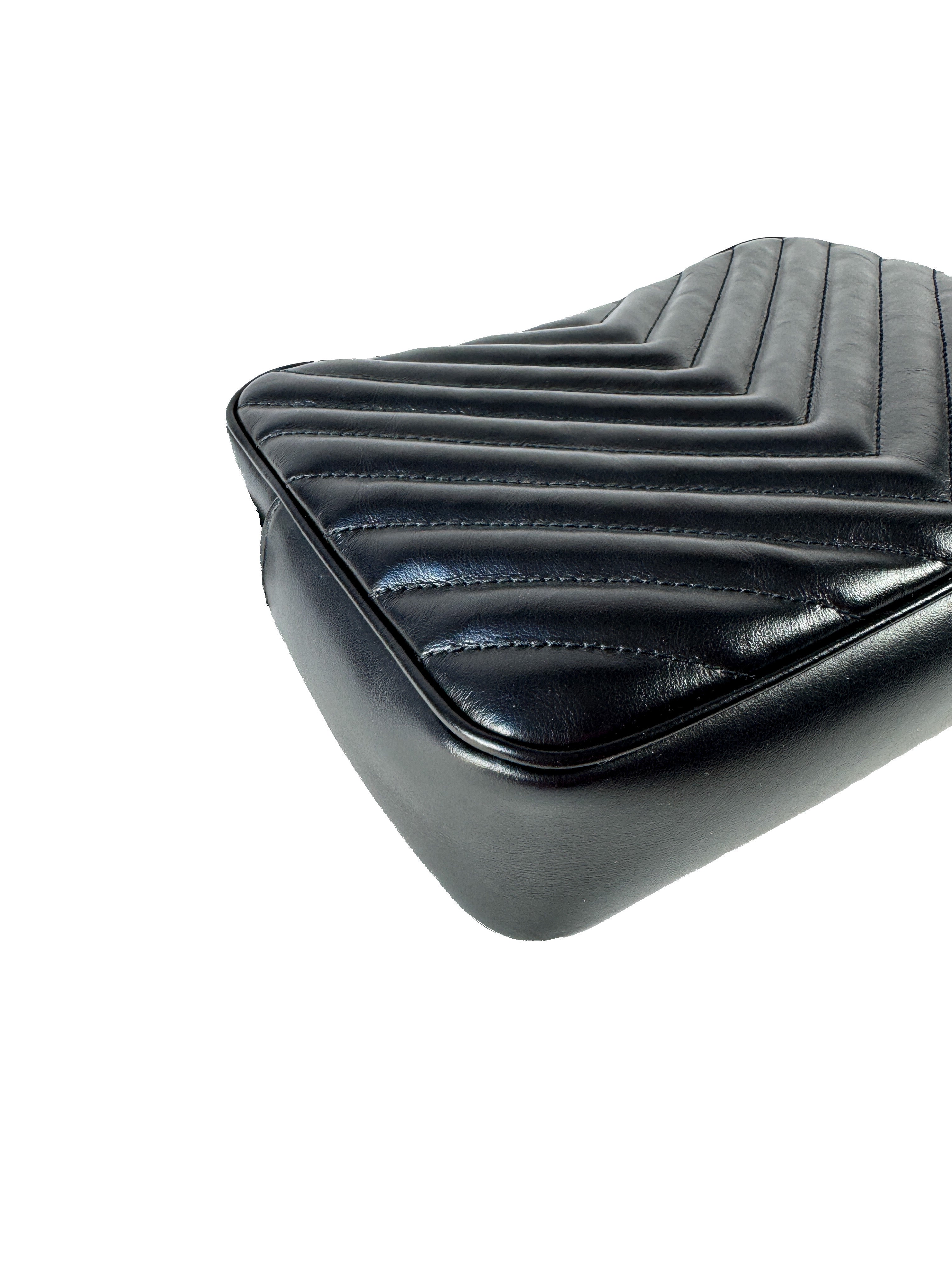 Saint Laurent Lou black leather camera Matelasse Chevron bag small  GUE612544.0422