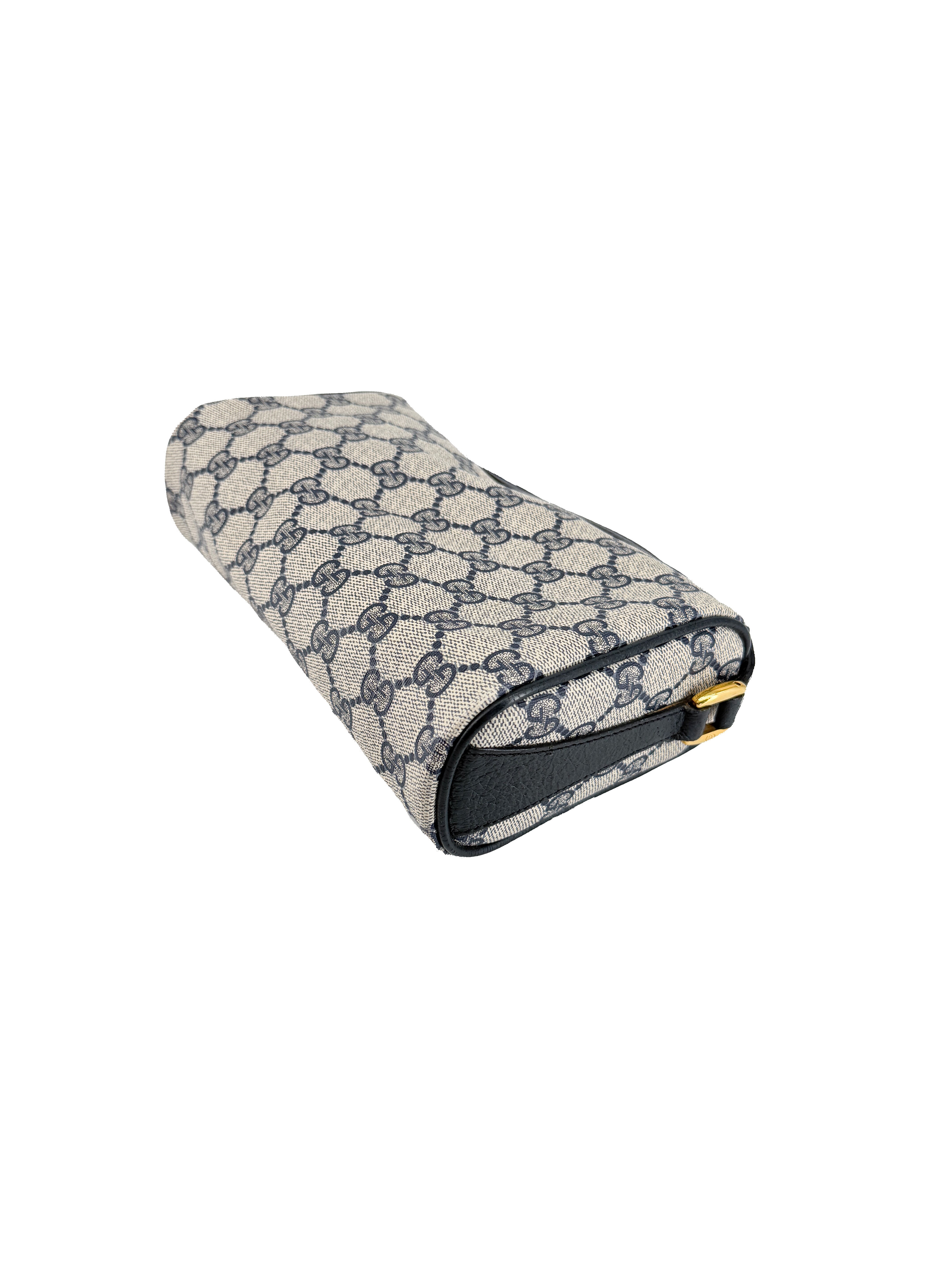 Gucci navy vintage sherry line crossbody 89-02-018