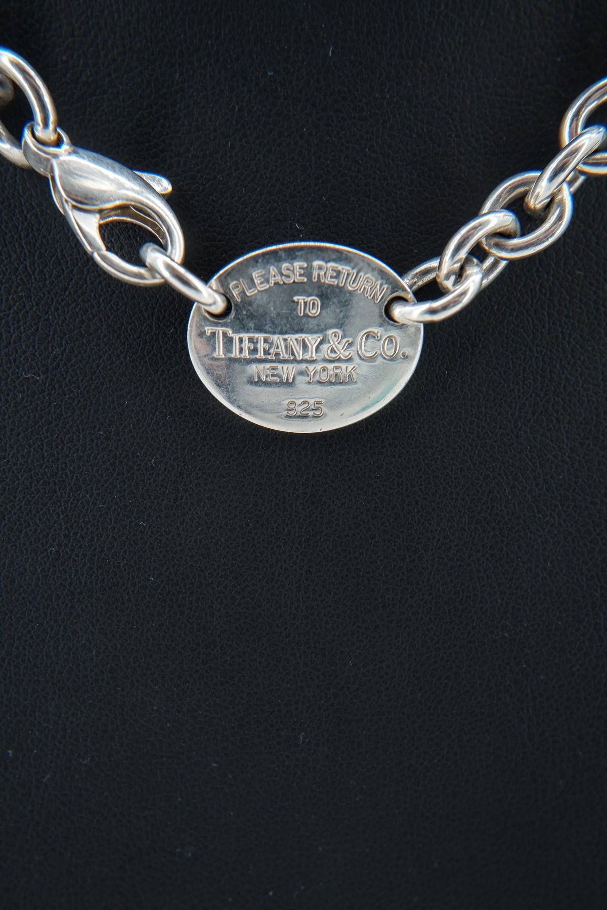 Tiffany & Co sterling silver return to oval tag necklace