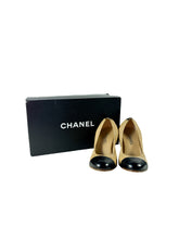 Chanel beige/black leather cap toe pumps size 38