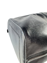 Louis Vuitton black epi keepall 50 VI0990