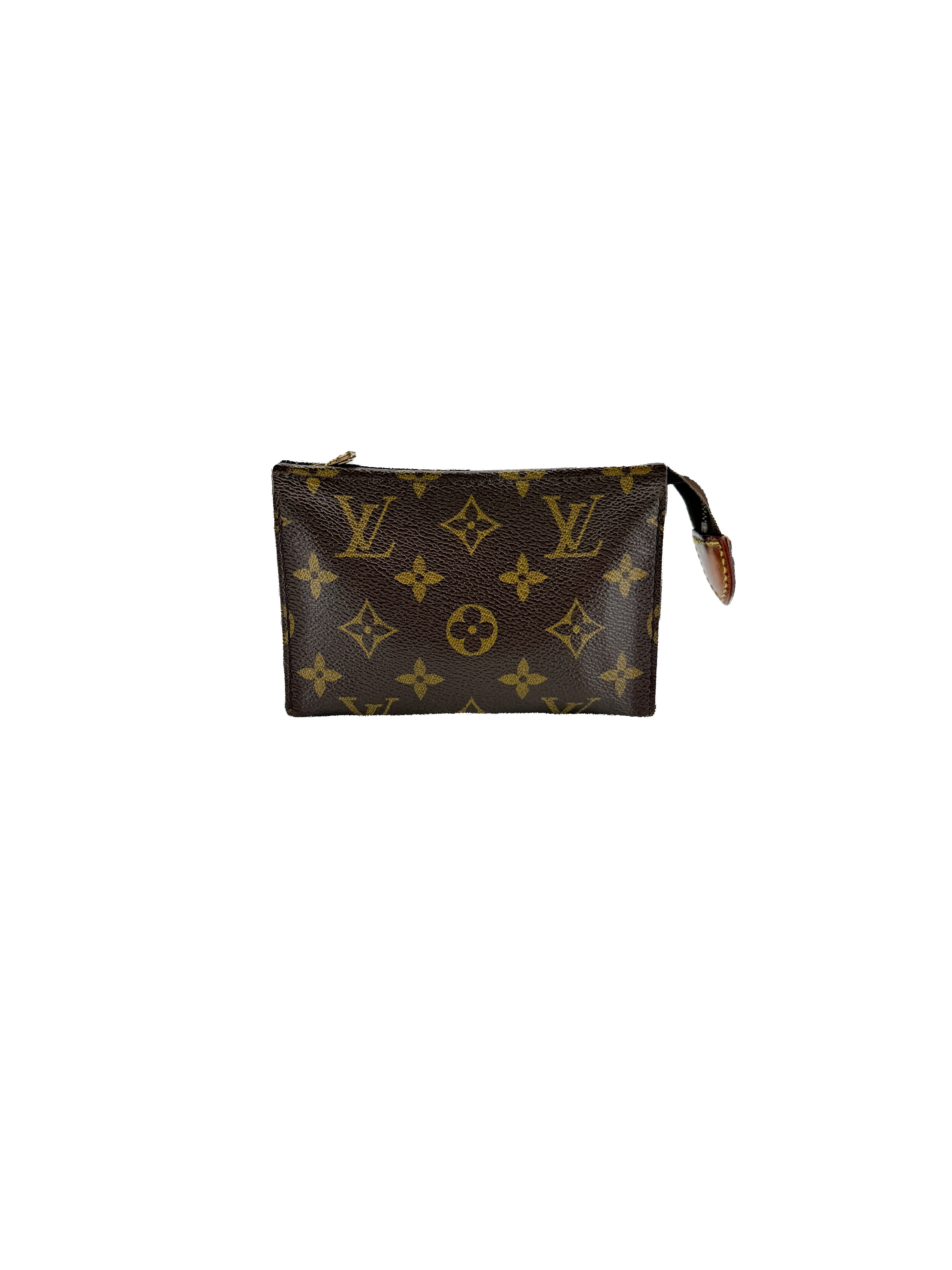 Louis Vuitton monogram toiletry pouch 15 TH8905
