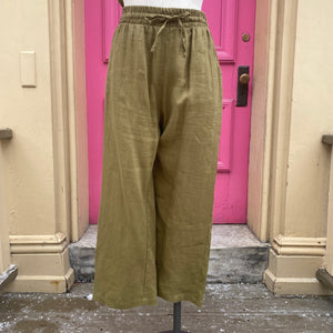 Devotion Twins olive linen pants size small