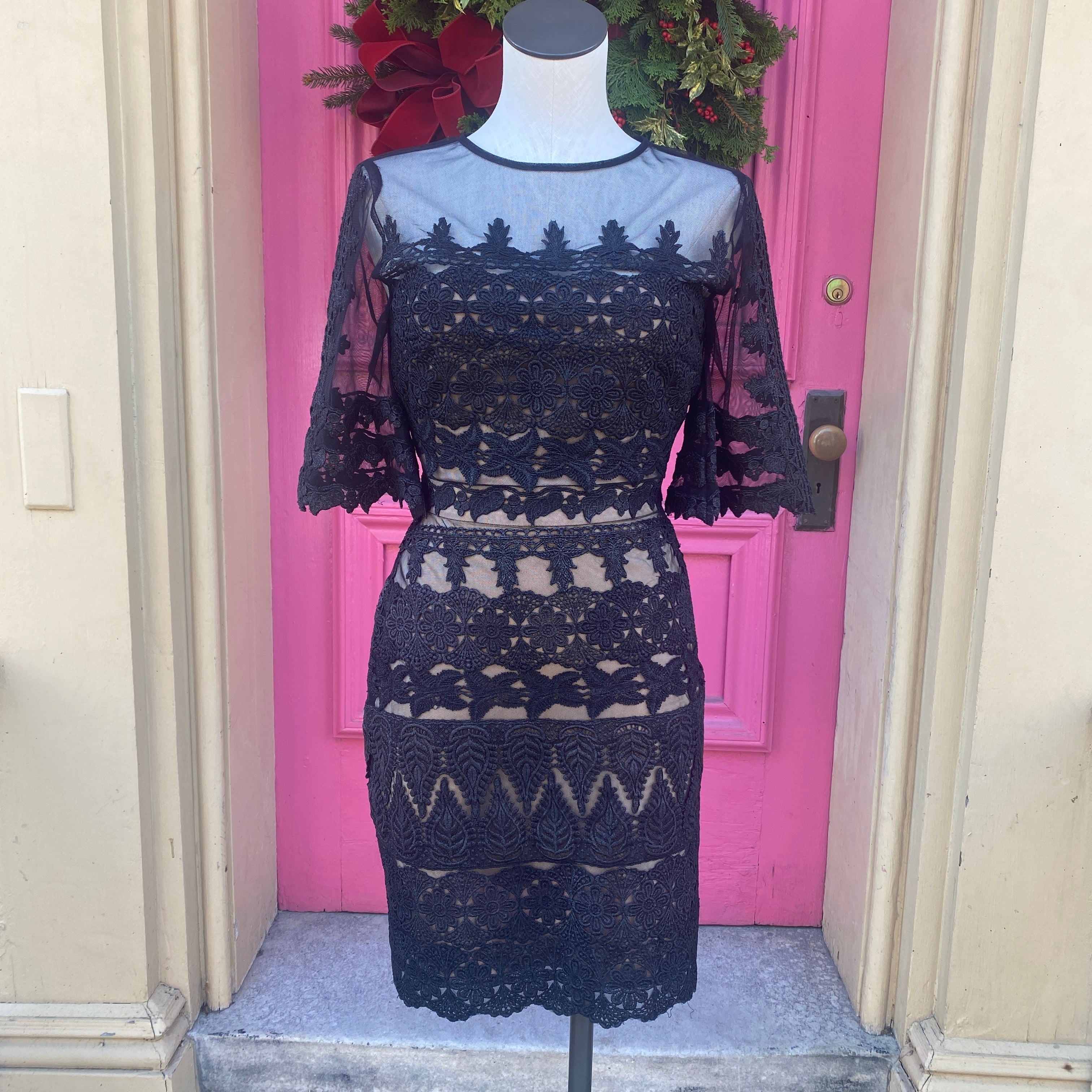 Nicole Miller Collection black nude lace dress size 4 new with tags