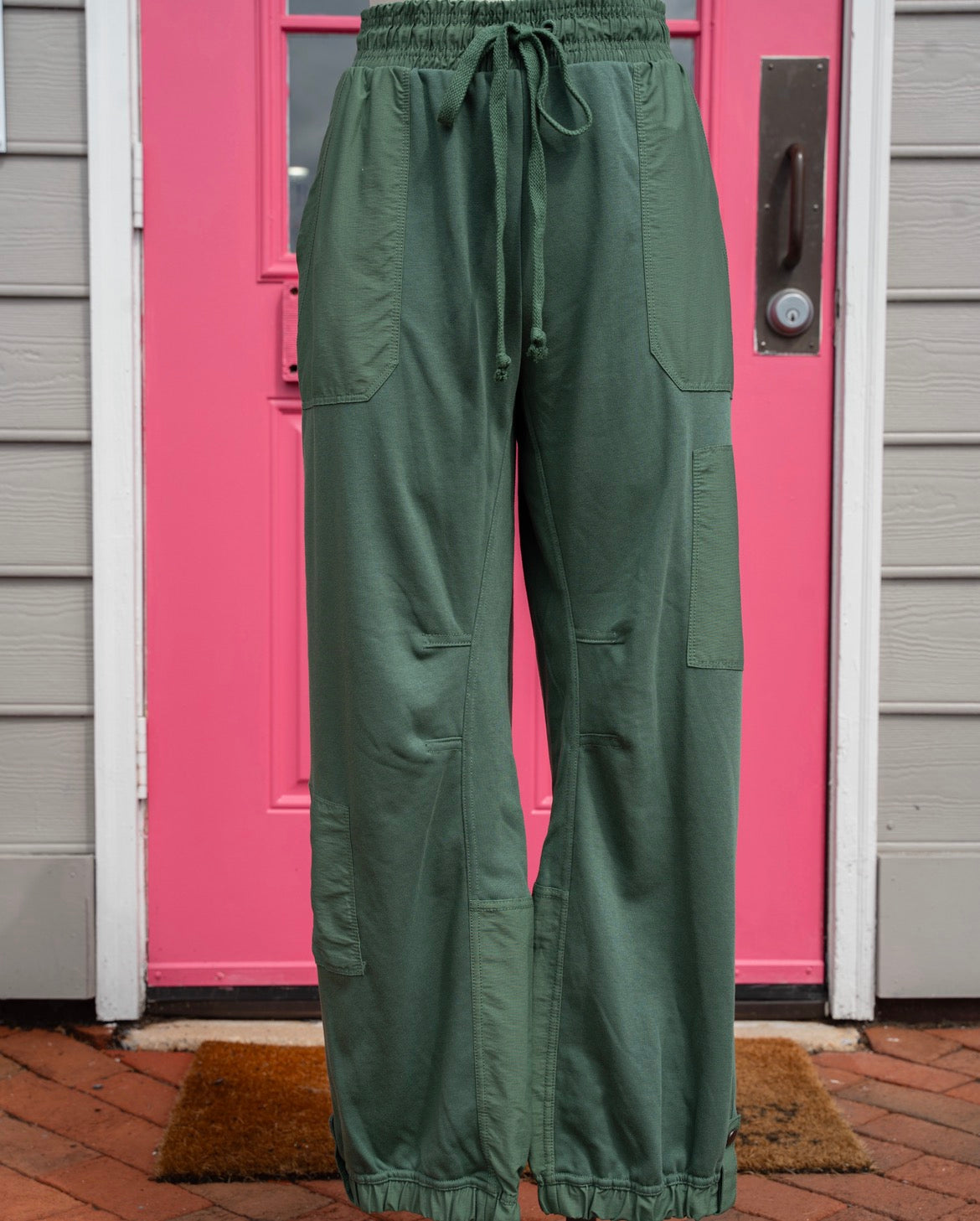 Daily Practice green lounge pants size M NWT