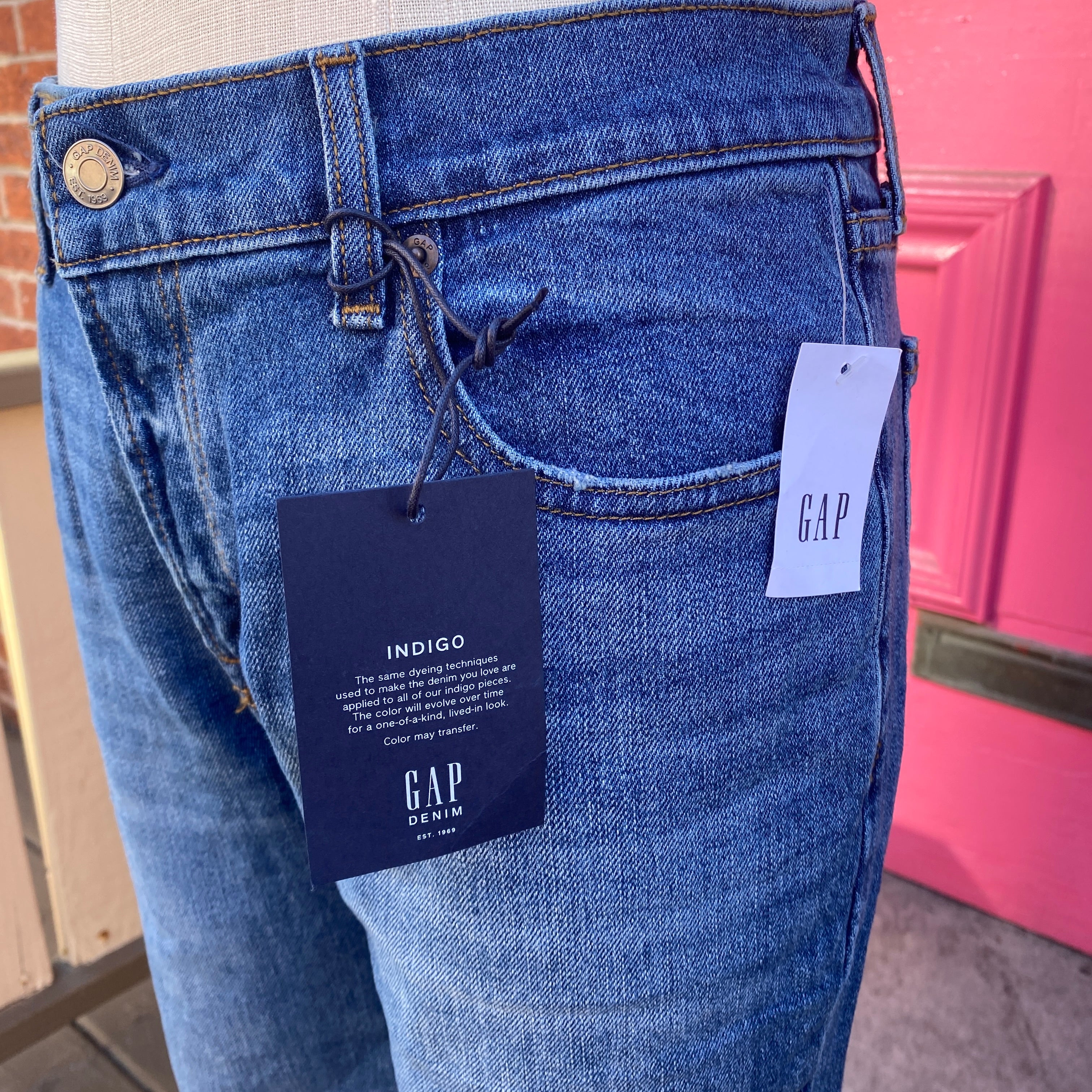 Gap best girlfriend jeans size 8 Petite New With Tags