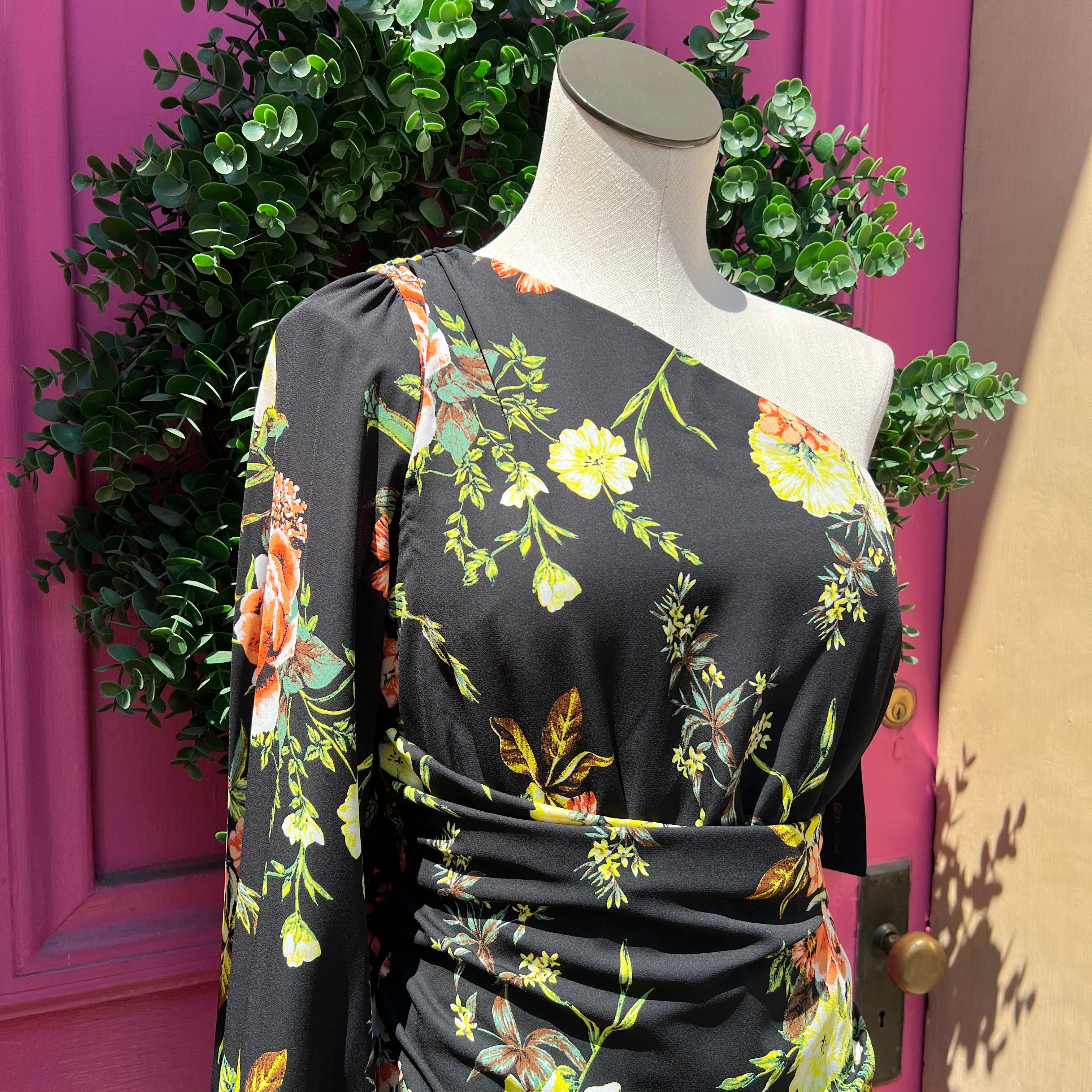 Rachel Zoe black yellow white floral one shoulder dress size 6 NWT