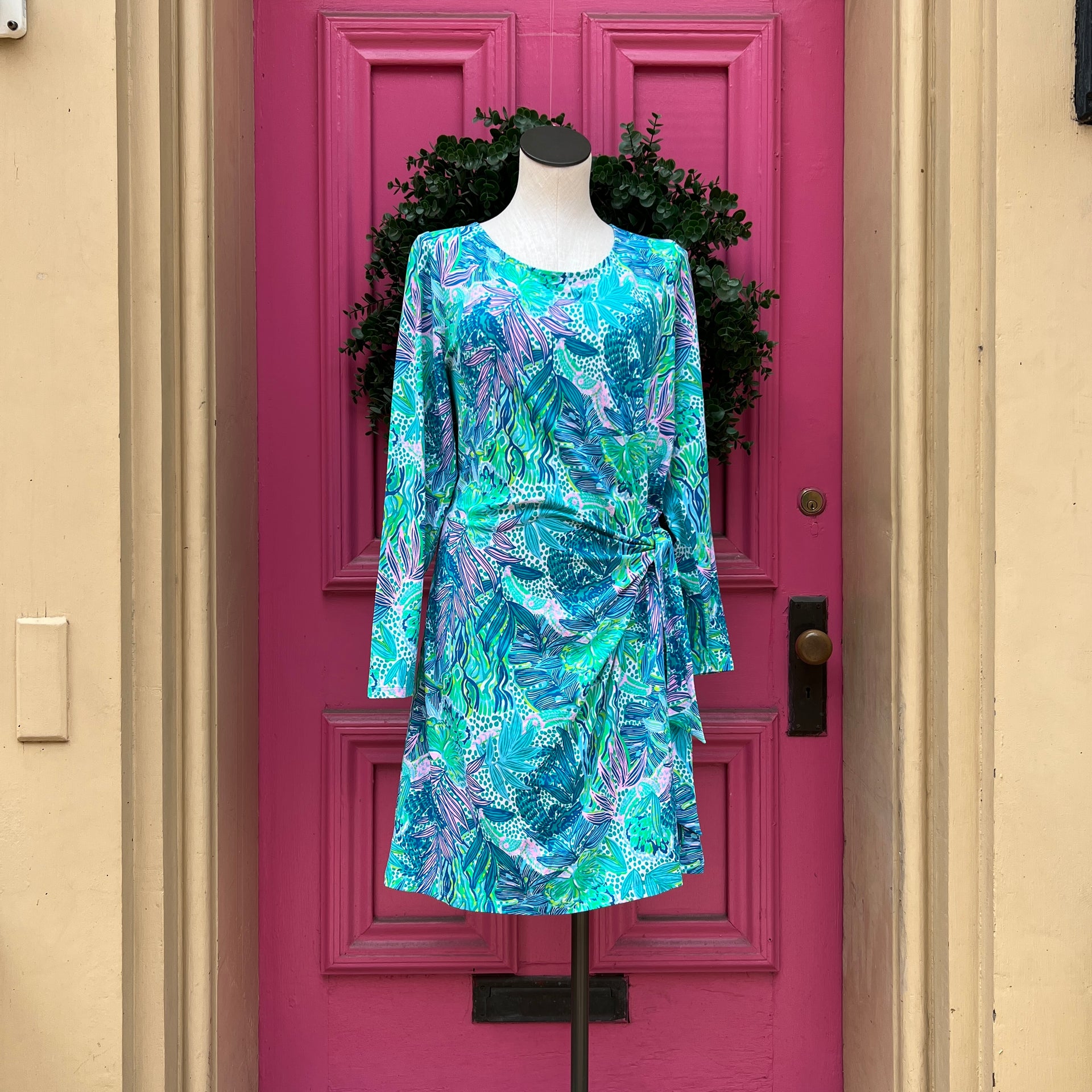 lilly pulitzer bryson maxi dress long sleeve holiday in the sun size XXL NW Color:Lime/Lav/Turq/Blk Fits against body at Lace prom dress A Line V neck