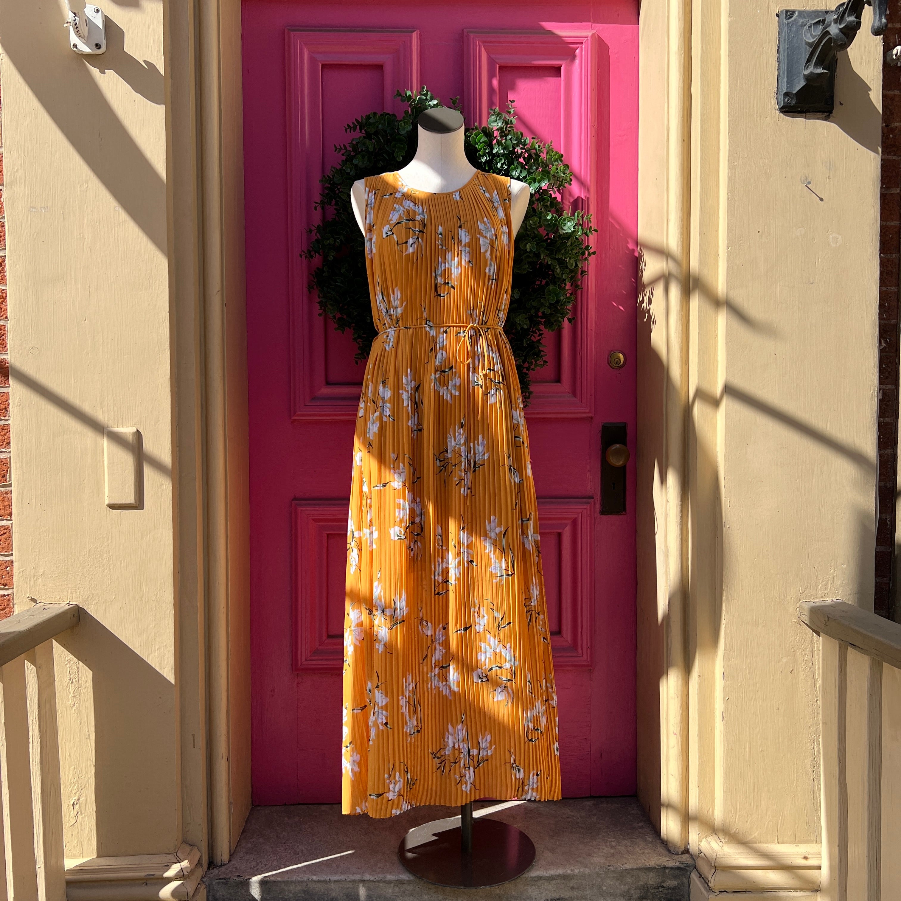 Banana Republic yellow/orange floral pleated tank dress size L