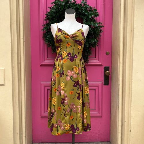 Simple Retro olive floral dress size S