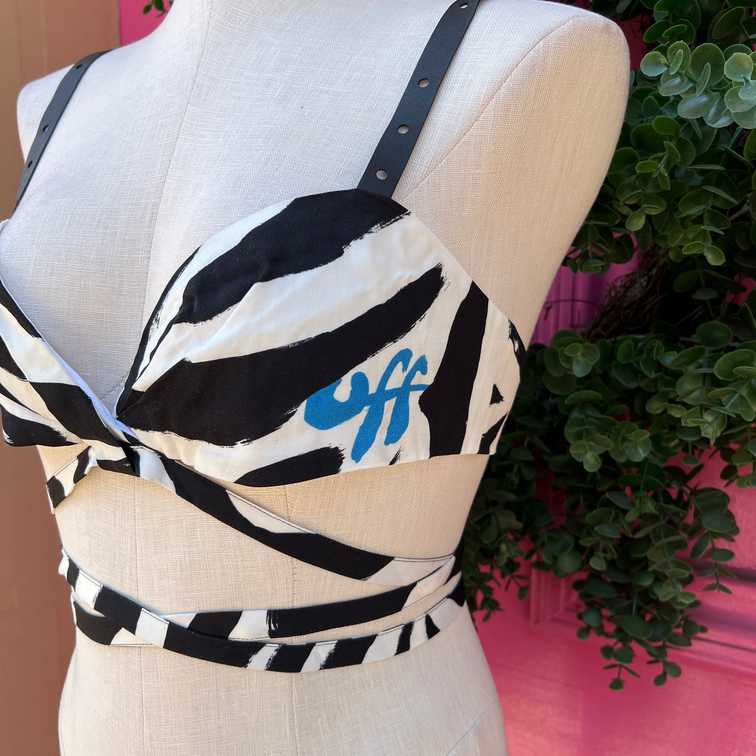 Off White zebra twisted lace up top size 48 (US 12/L) NWT