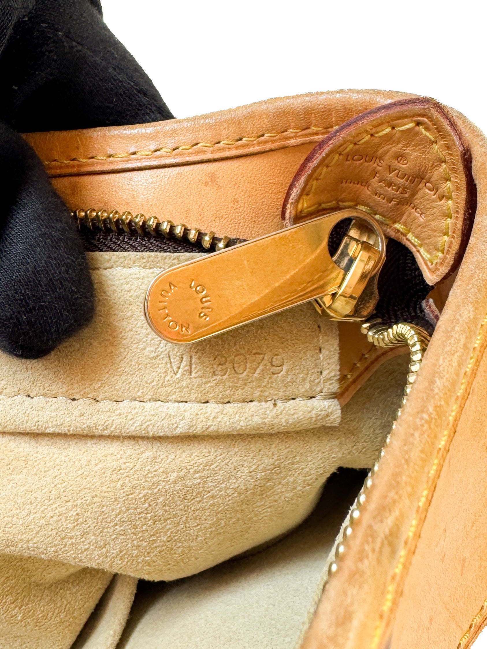 Louis Vuitton monogram Boetie MM VI3079