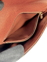 Louis Vuitton monogram Chantilly MM TH1910