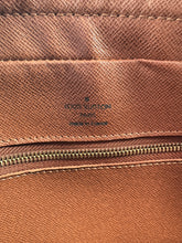 Louis Vuitton monogram Nil crossbody AR4108